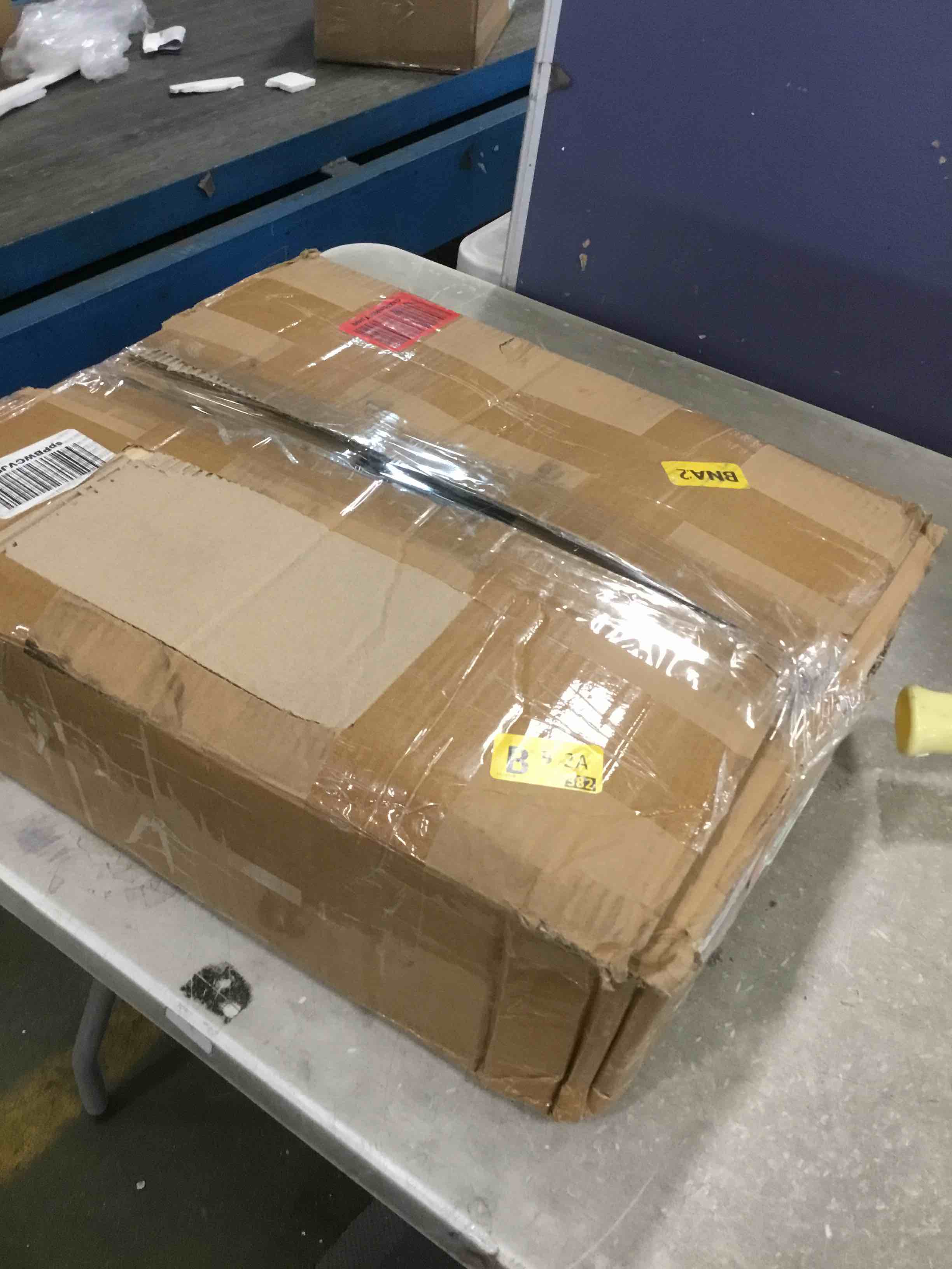 https://s3.amazonaws.com/lotting-images-prod/bidfta/RED6324793_1712597123080.jpeg