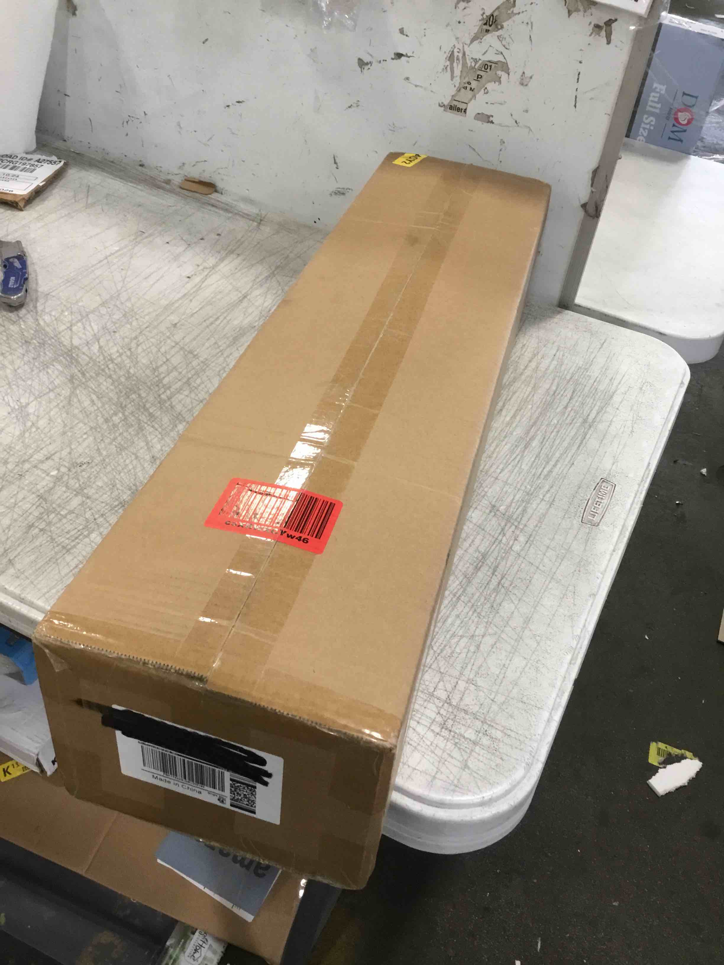 https://s3.amazonaws.com/lotting-images-prod/bidfta/RED6325577_1712852545591.jpeg