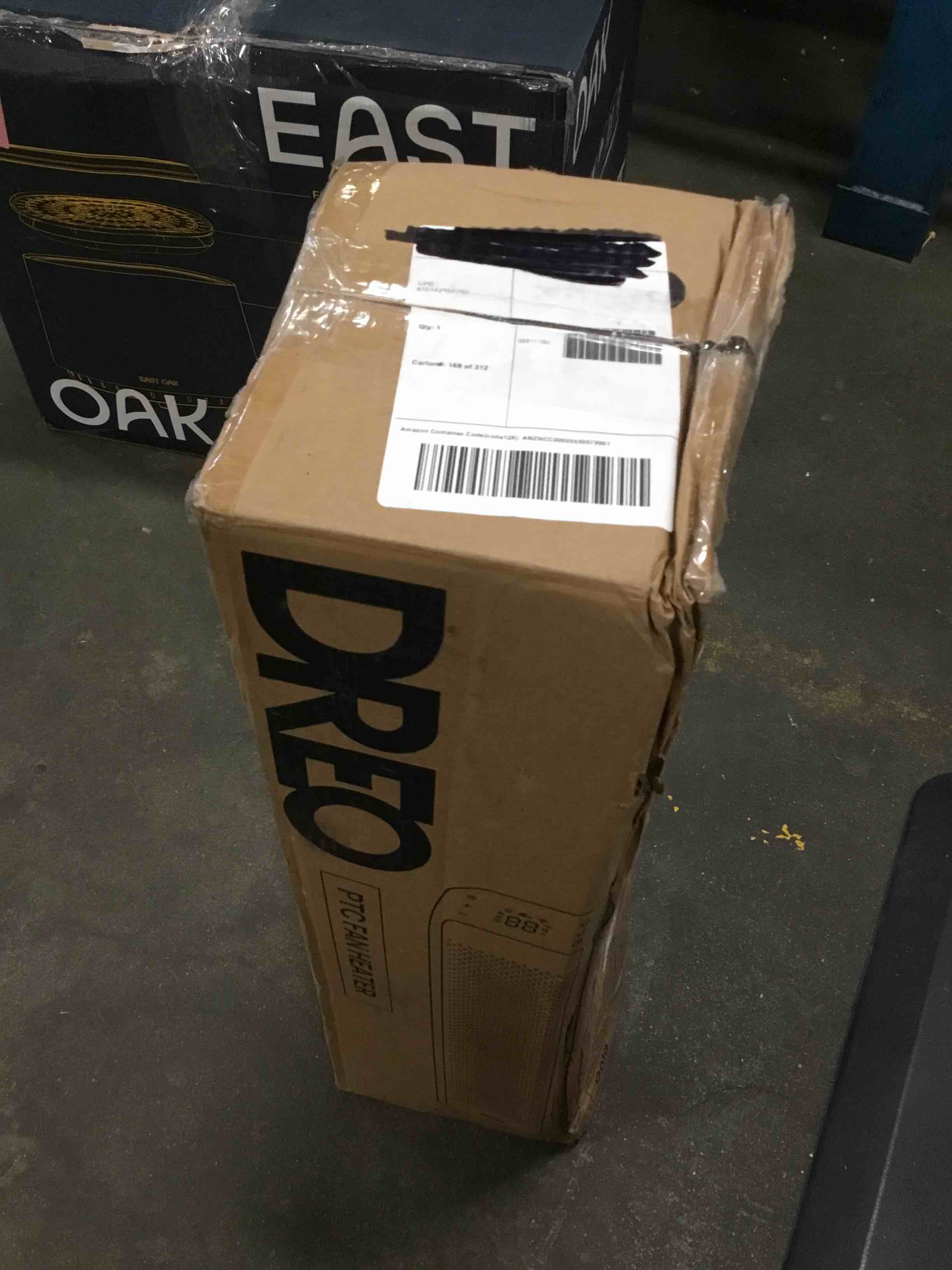 https://s3.amazonaws.com/lotting-images-prod/bidfta/RED6325773_1712934272334.jpeg