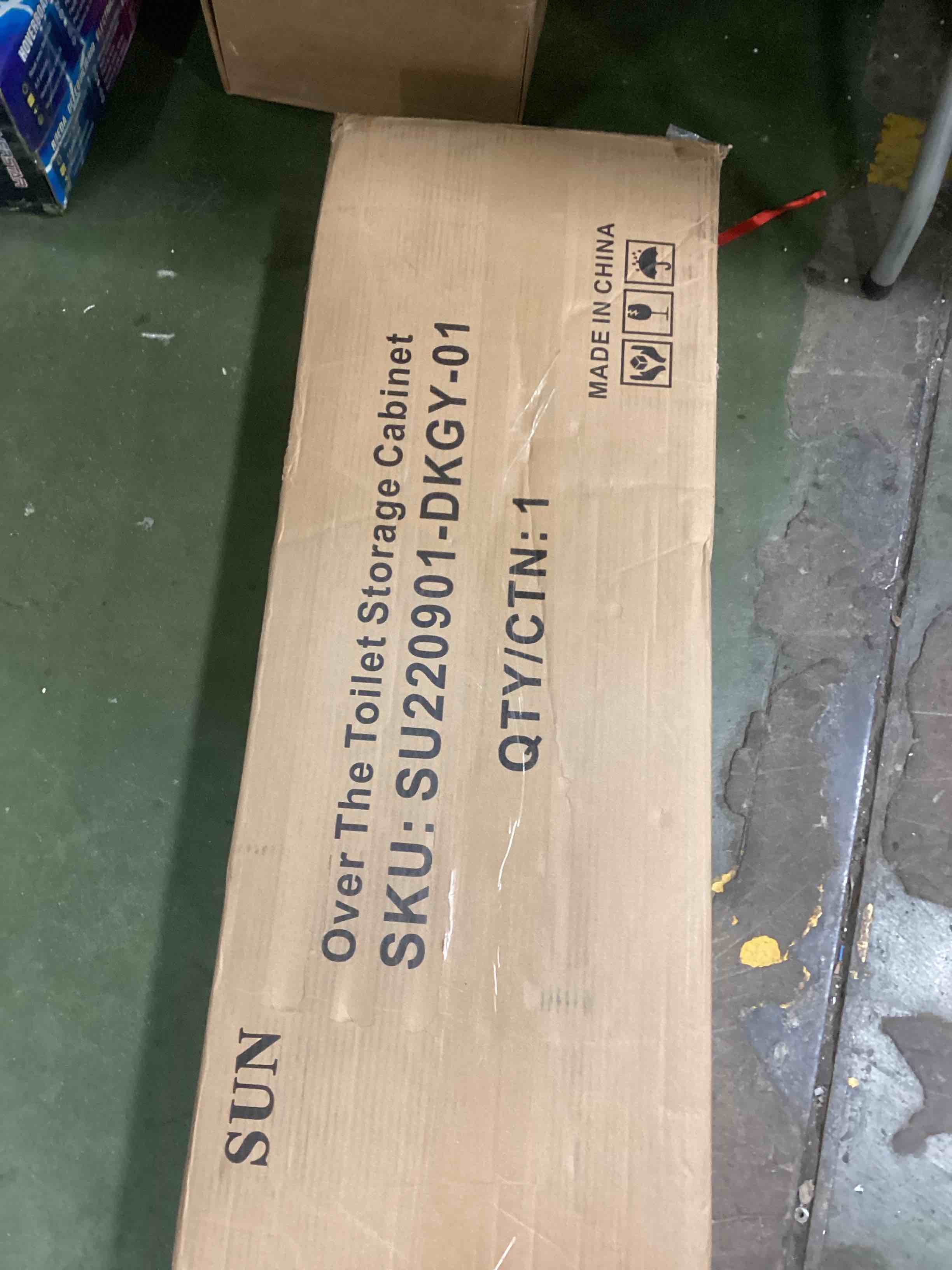 https://s3.amazonaws.com/lotting-images-prod/bidfta/RED6325948_1712147991725.jpeg
