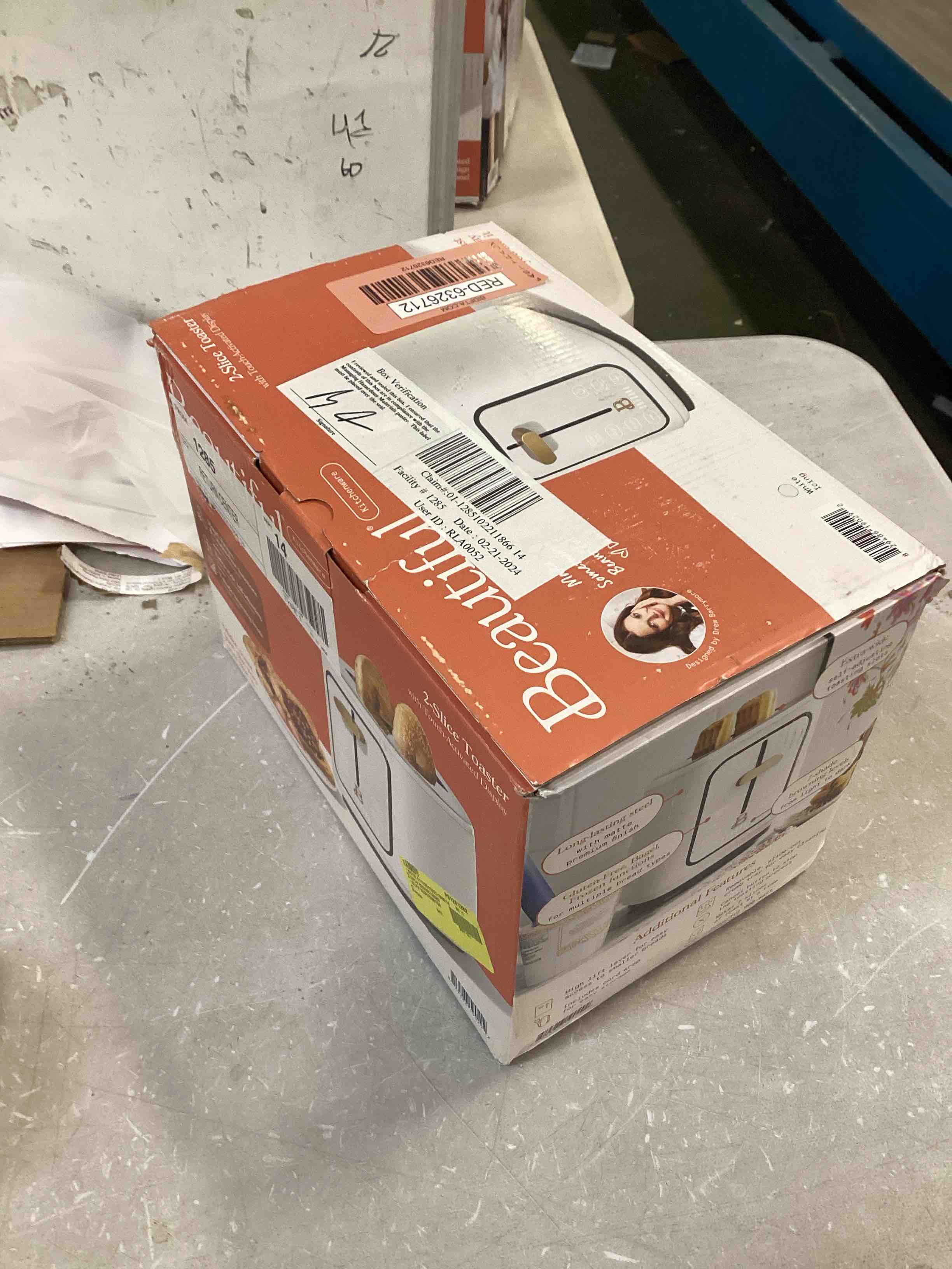 https://s3.amazonaws.com/lotting-images-prod/bidfta/RED6326712_1712692174197.jpeg