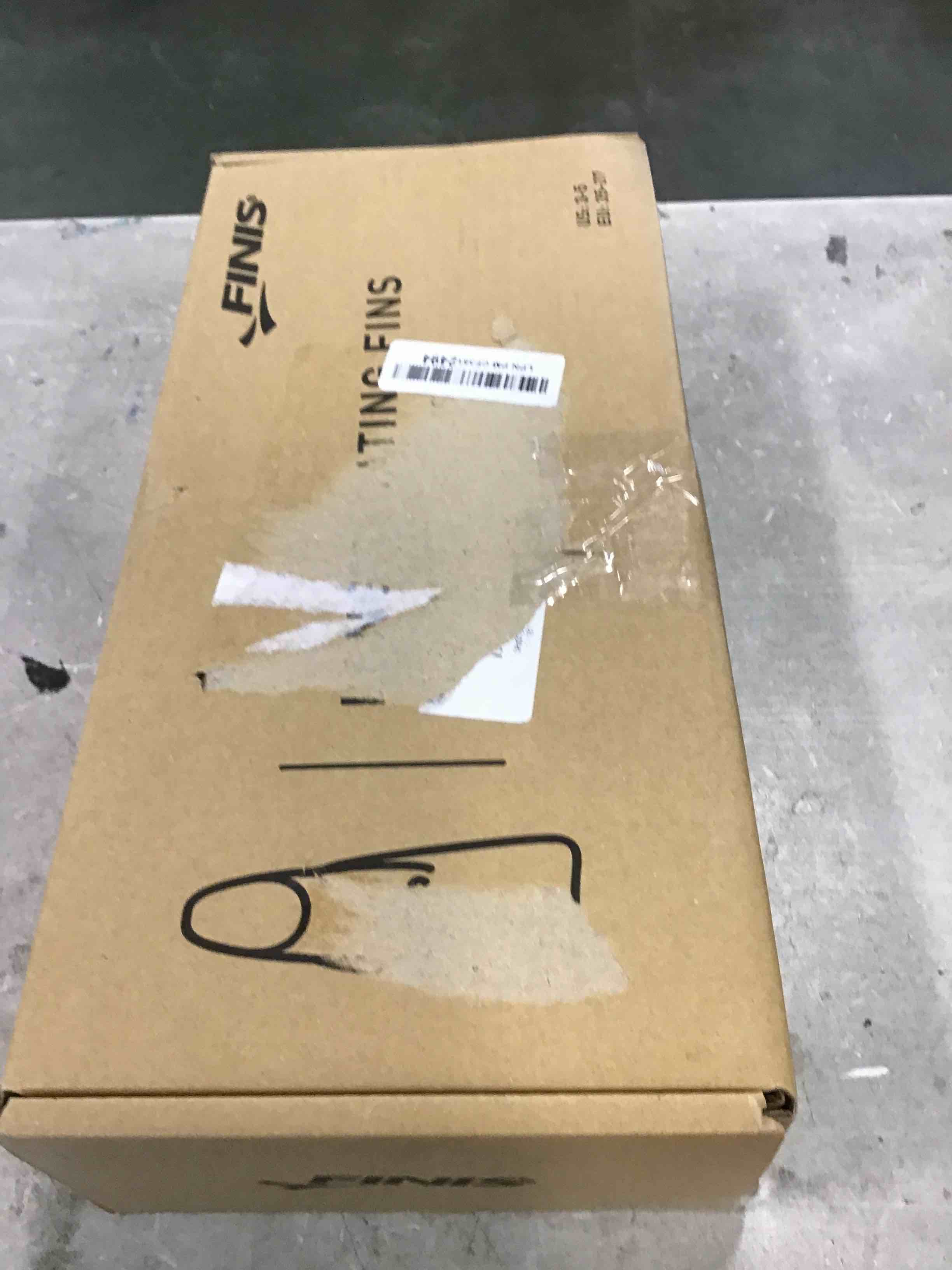 https://s3.amazonaws.com/lotting-images-prod/bidfta/RED6327724_1712605215514.jpeg