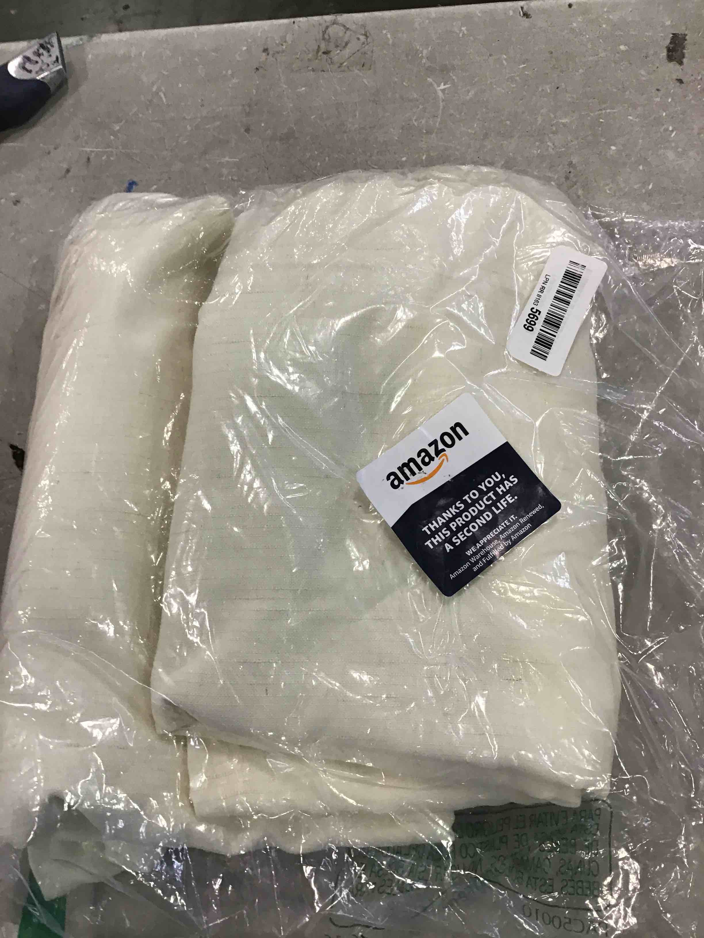 https://s3.amazonaws.com/lotting-images-prod/bidfta/RED6327985_1712690426771.jpeg