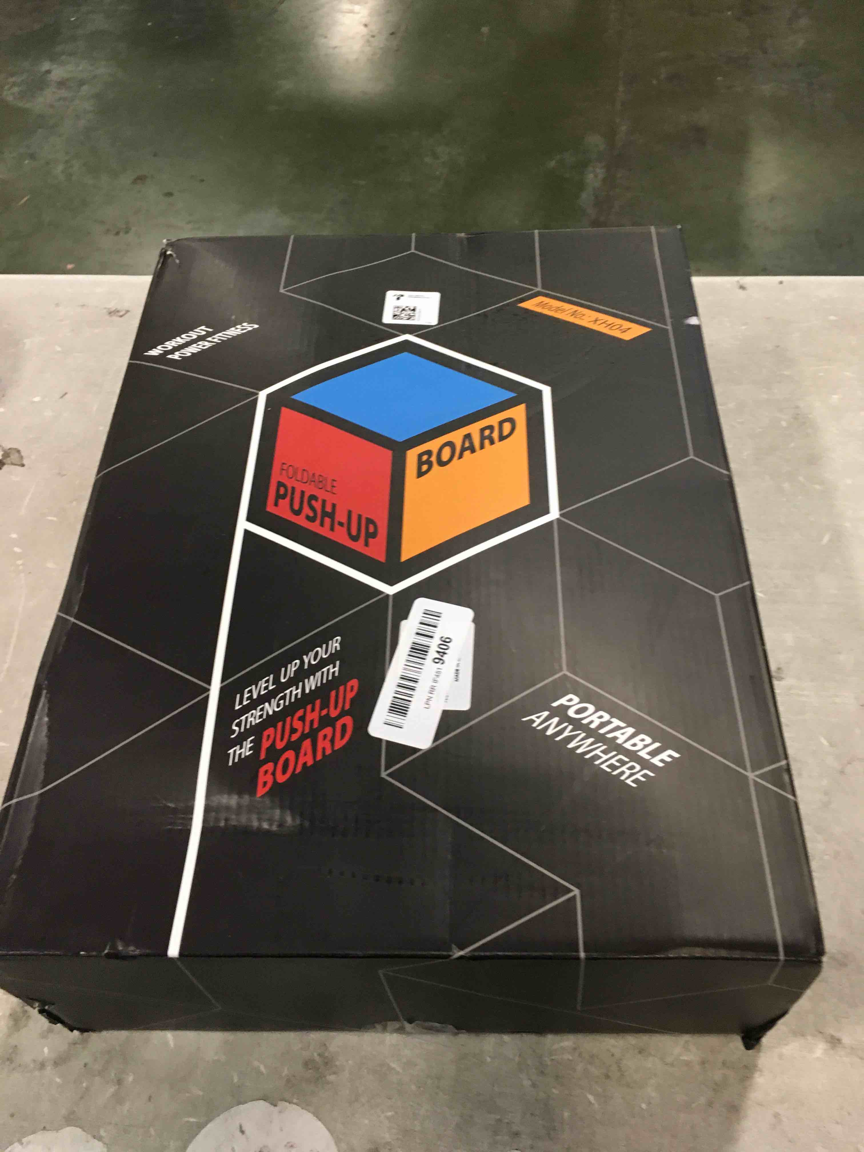 https://s3.amazonaws.com/lotting-images-prod/bidfta/RED6328251_1712773634177.jpeg