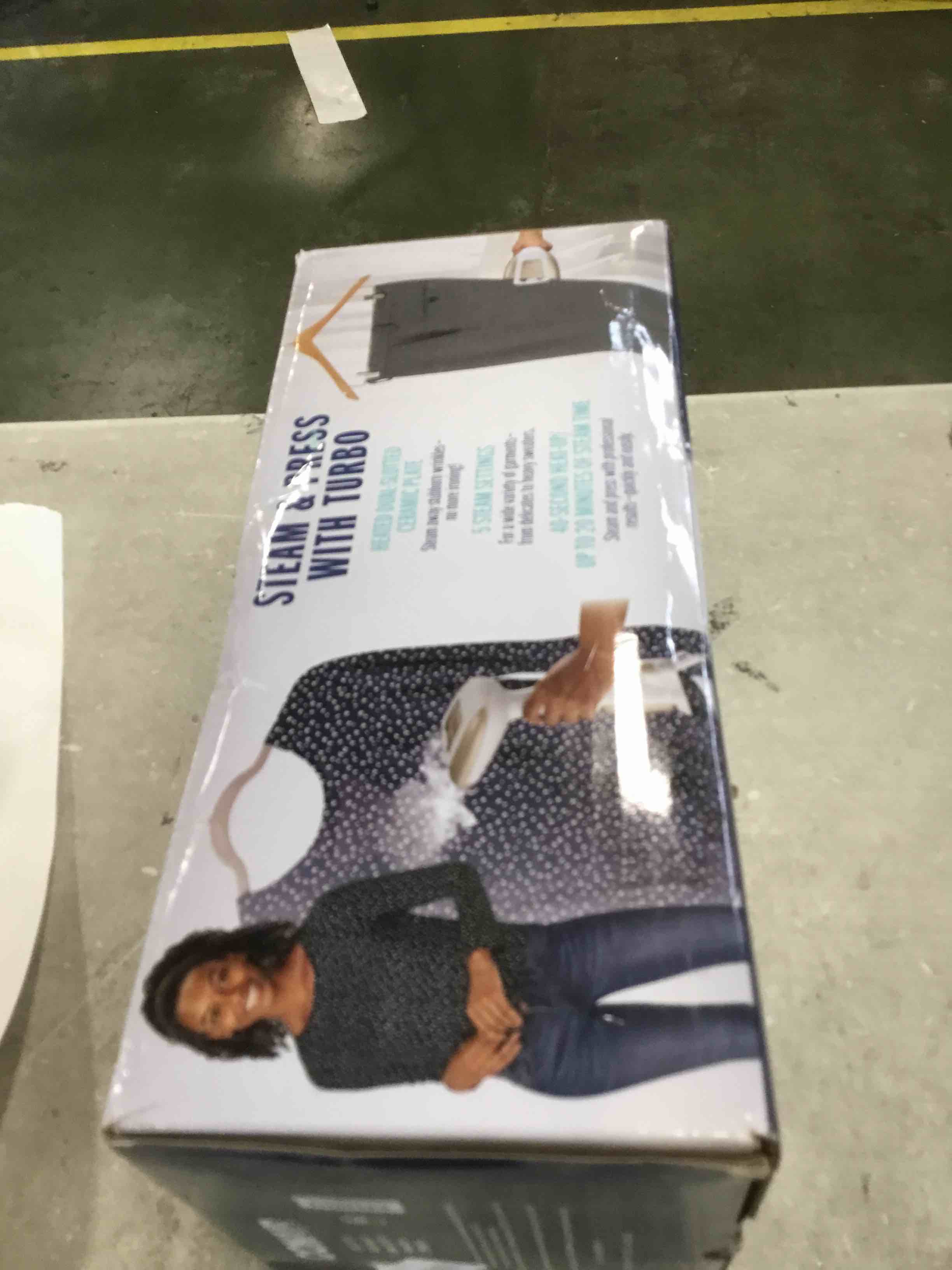 https://s3.amazonaws.com/lotting-images-prod/bidfta/RED6328629_1712858109761.jpeg