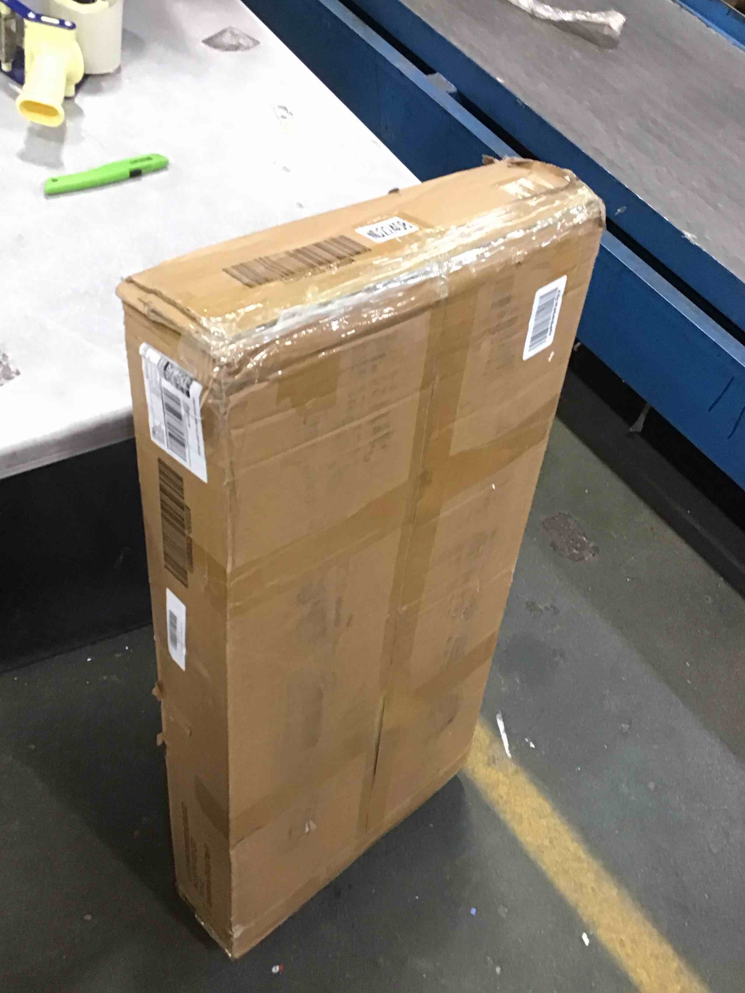 https://s3.amazonaws.com/lotting-images-prod/bidfta/RED6329148_1712315824917.jpeg