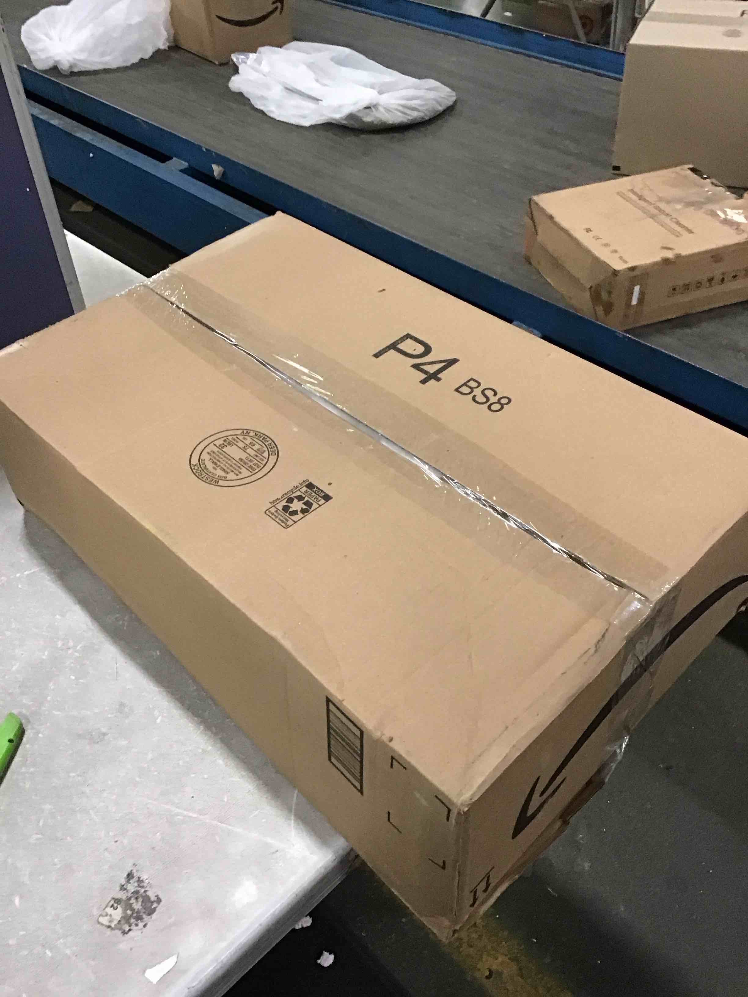 https://s3.amazonaws.com/lotting-images-prod/bidfta/RED6329269_1712333275468.jpeg