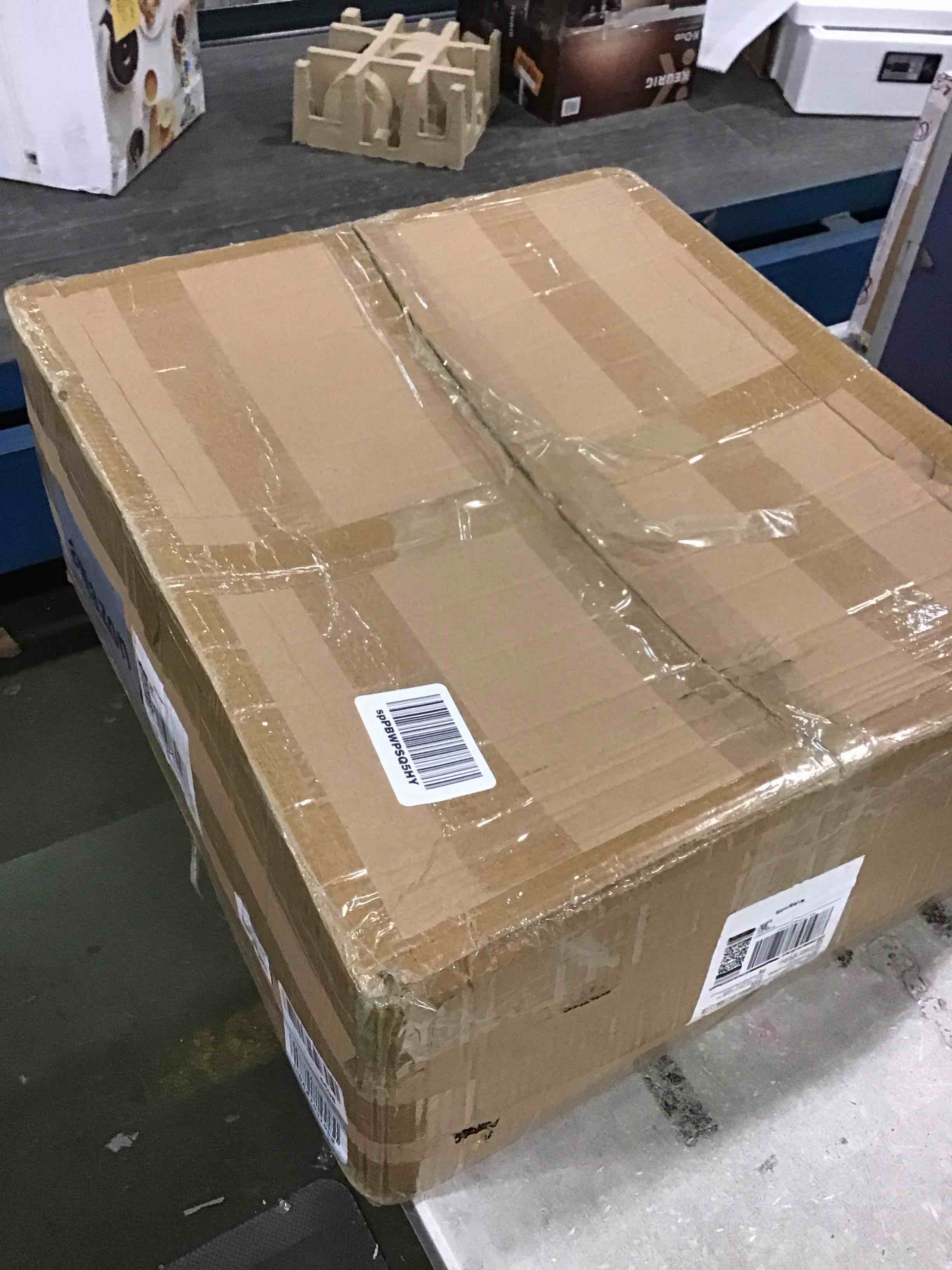 https://s3.amazonaws.com/lotting-images-prod/bidfta/RED6330213_1712752345008.jpeg