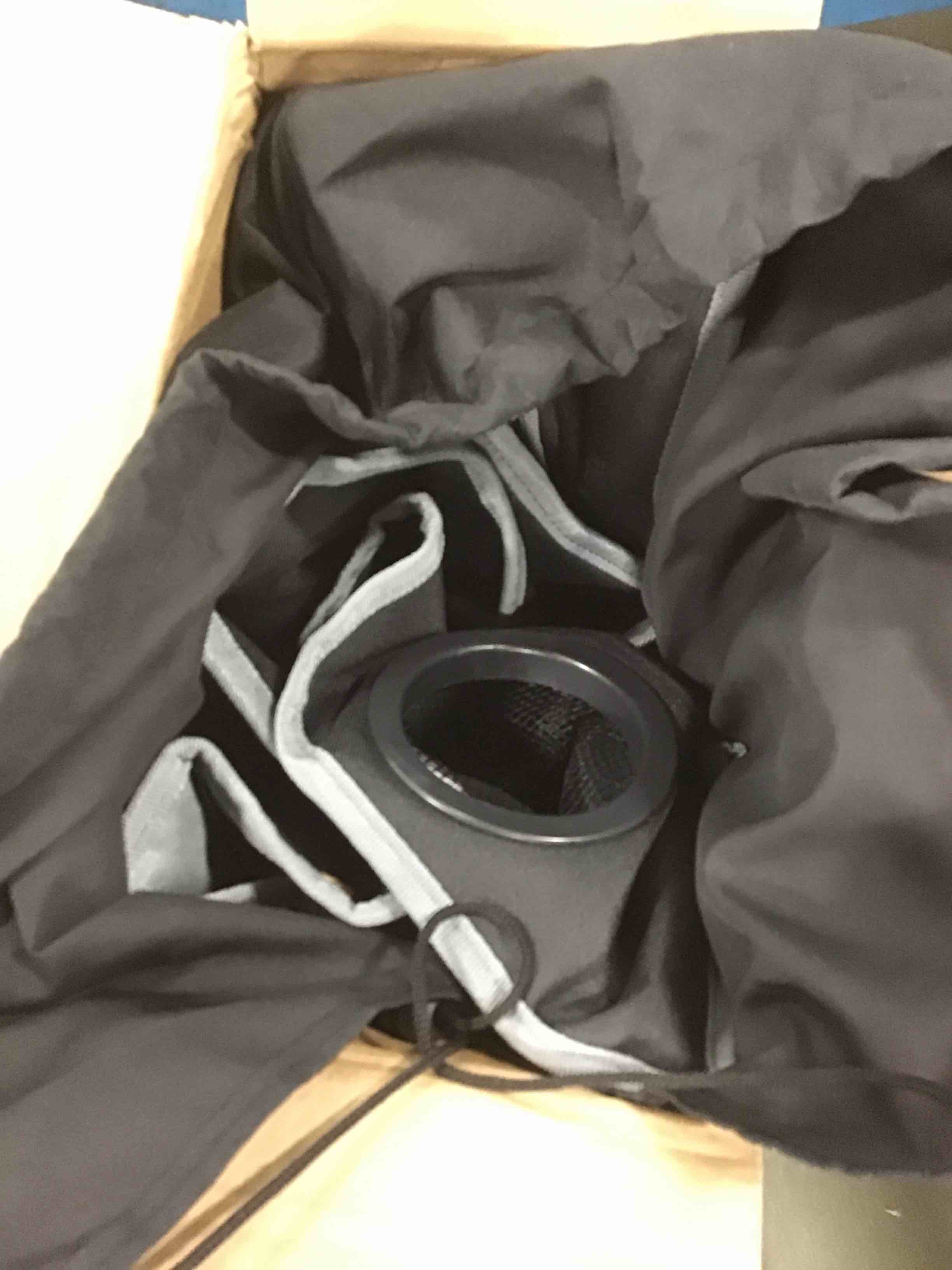 https://s3.amazonaws.com/lotting-images-prod/bidfta/RED6330261_1712761686712.jpeg
