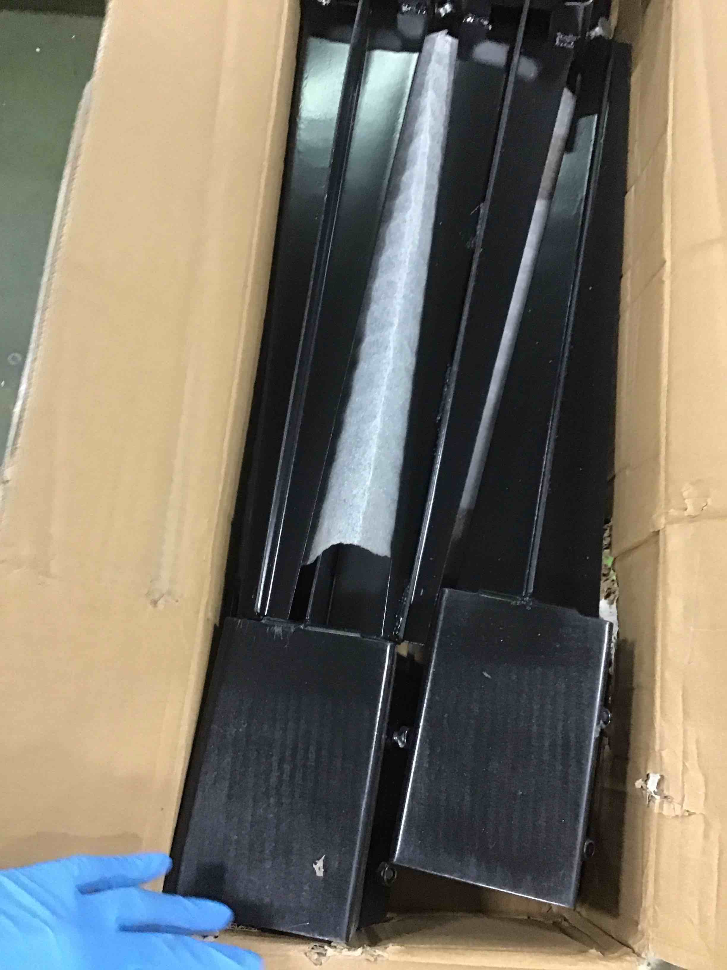 https://s3.amazonaws.com/lotting-images-prod/bidfta/RED6330396_1712769321513.jpeg