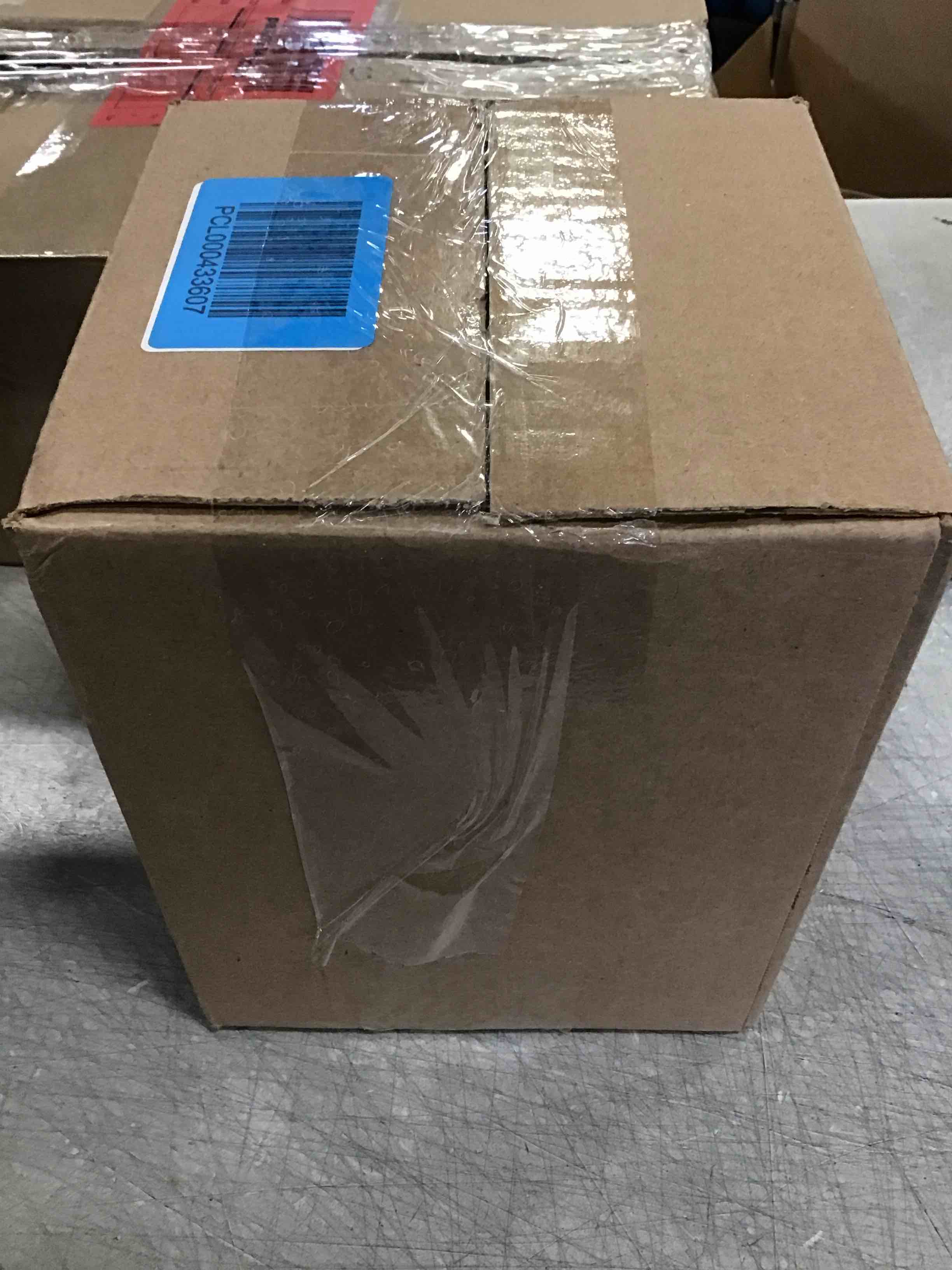 https://s3.amazonaws.com/lotting-images-prod/bidfta/RED6330593_1712762430398.jpeg