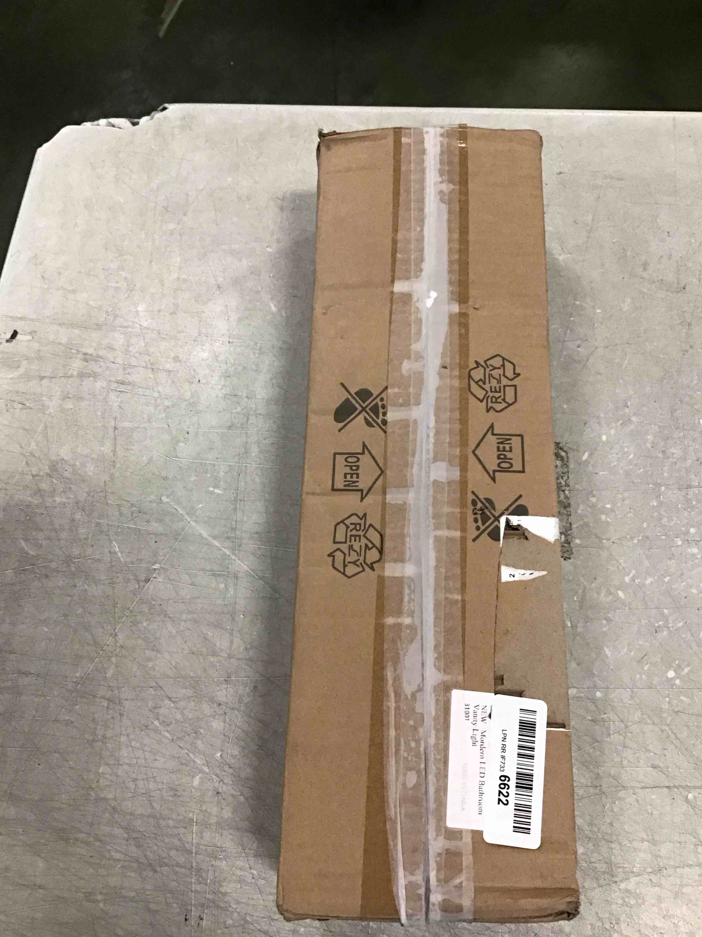 https://s3.amazonaws.com/lotting-images-prod/bidfta/RED6330950_1712857953069.jpeg