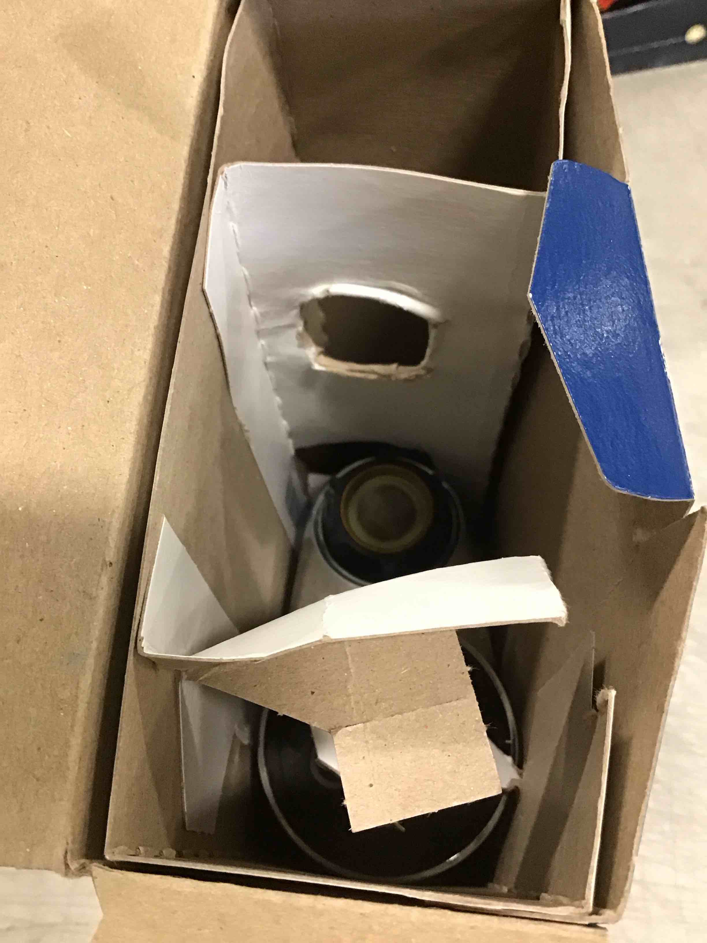 https://s3.amazonaws.com/lotting-images-prod/bidfta/RED6331272_1712936487680.jpeg
