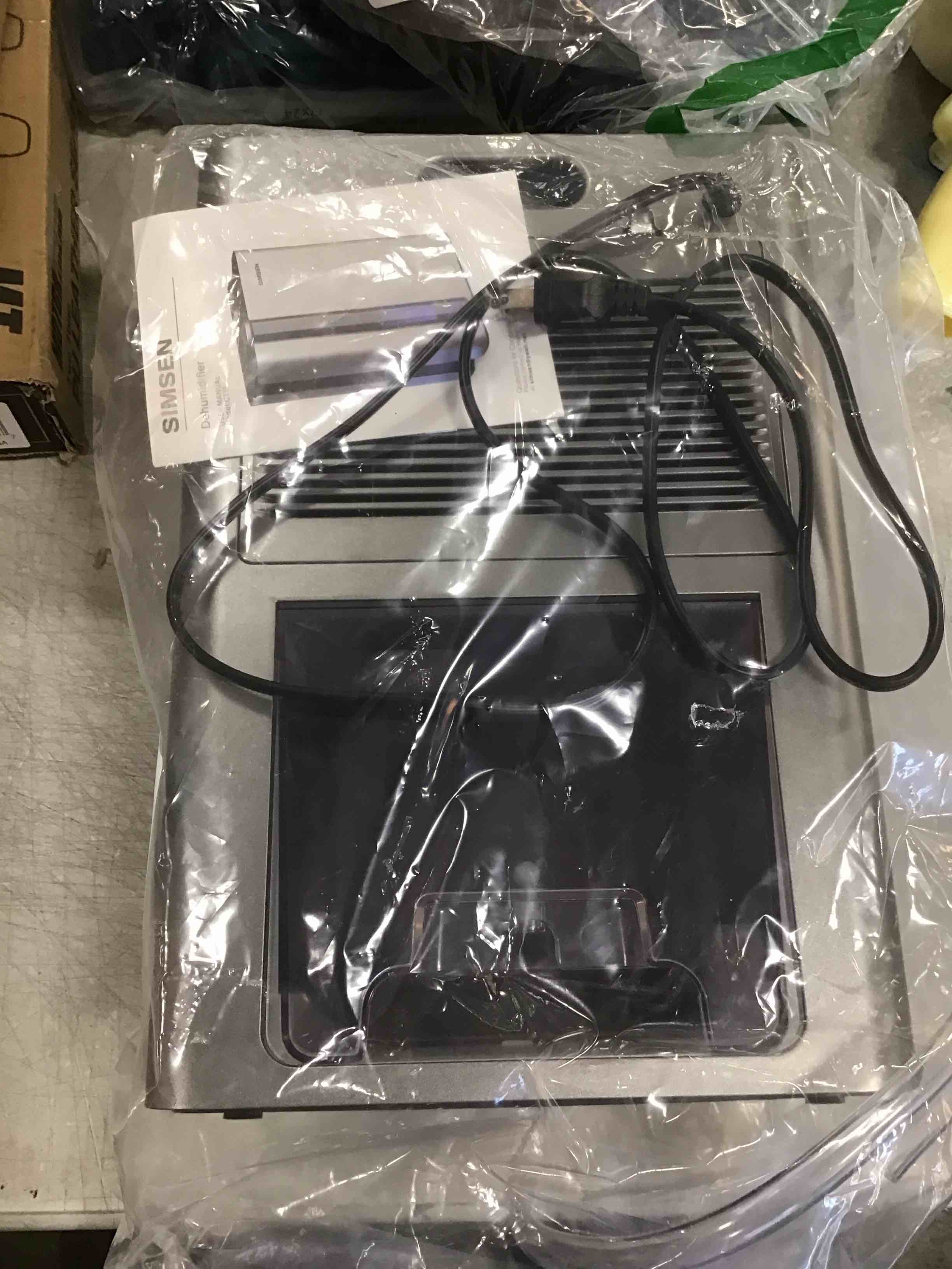 https://s3.amazonaws.com/lotting-images-prod/bidfta/RED6331303_1713181744588.jpeg