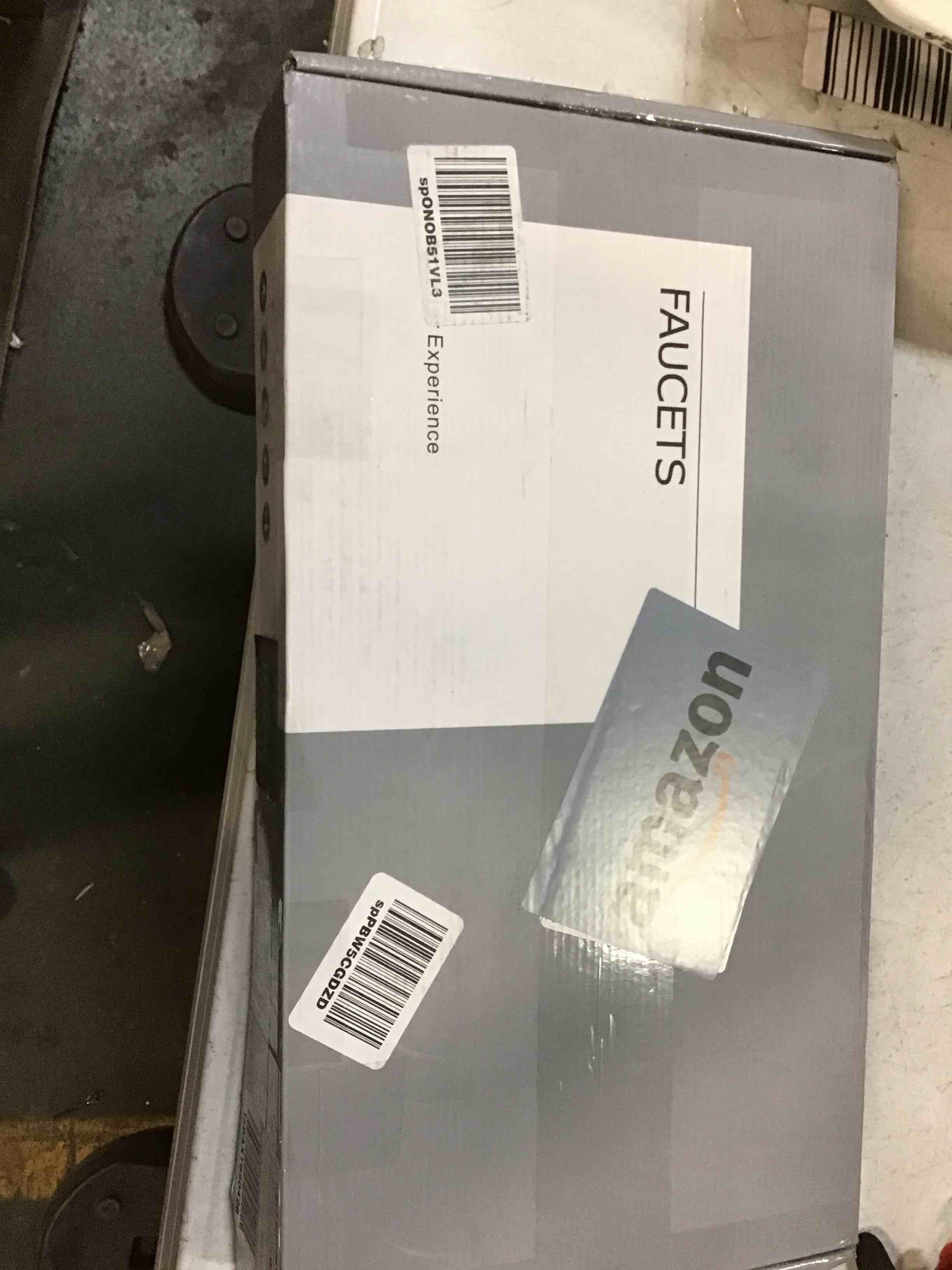 https://s3.amazonaws.com/lotting-images-prod/bidfta/RED6332083_1711550016407.jpeg