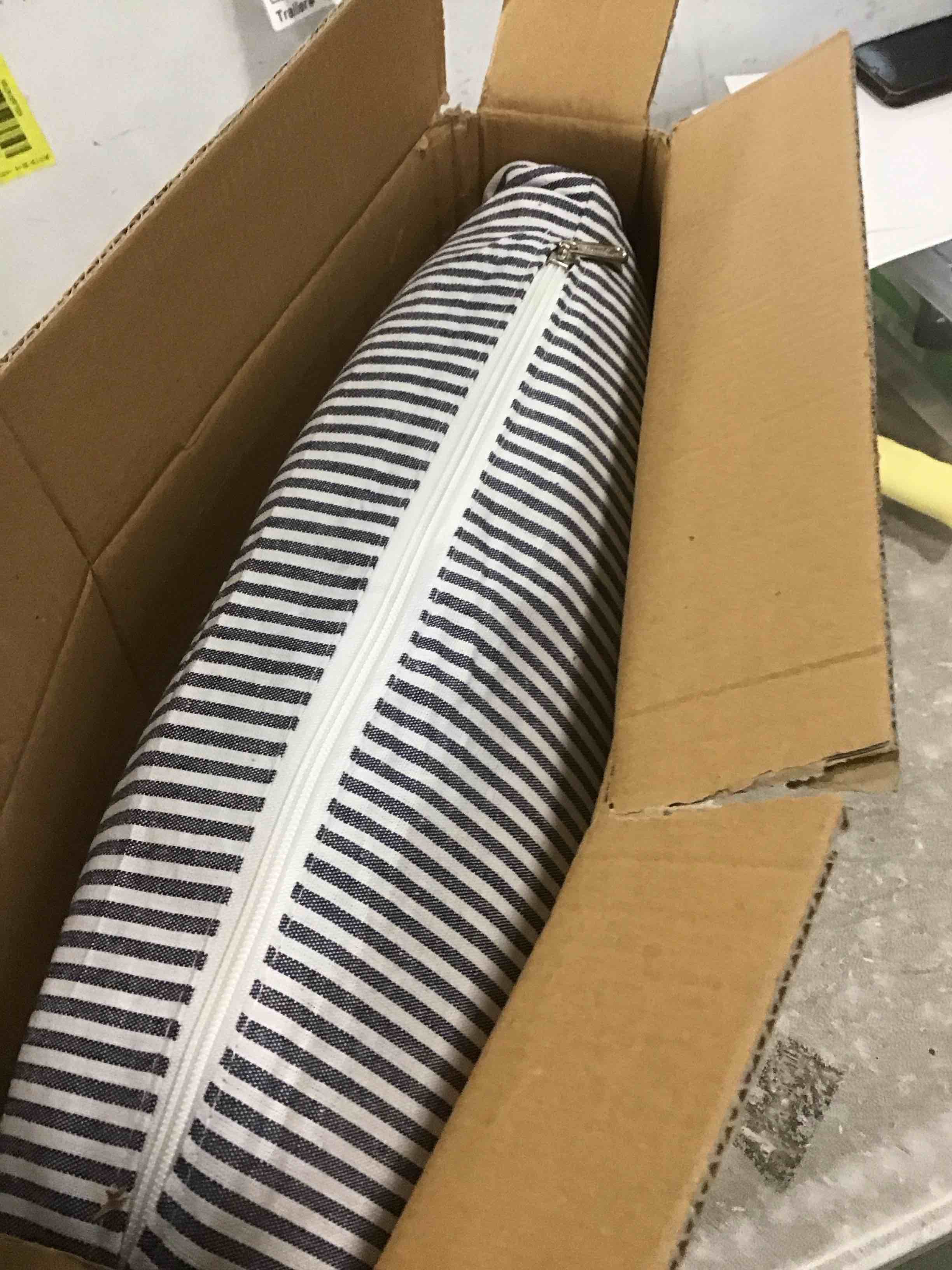 https://s3.amazonaws.com/lotting-images-prod/bidfta/RED6332253_1711633339421.jpeg