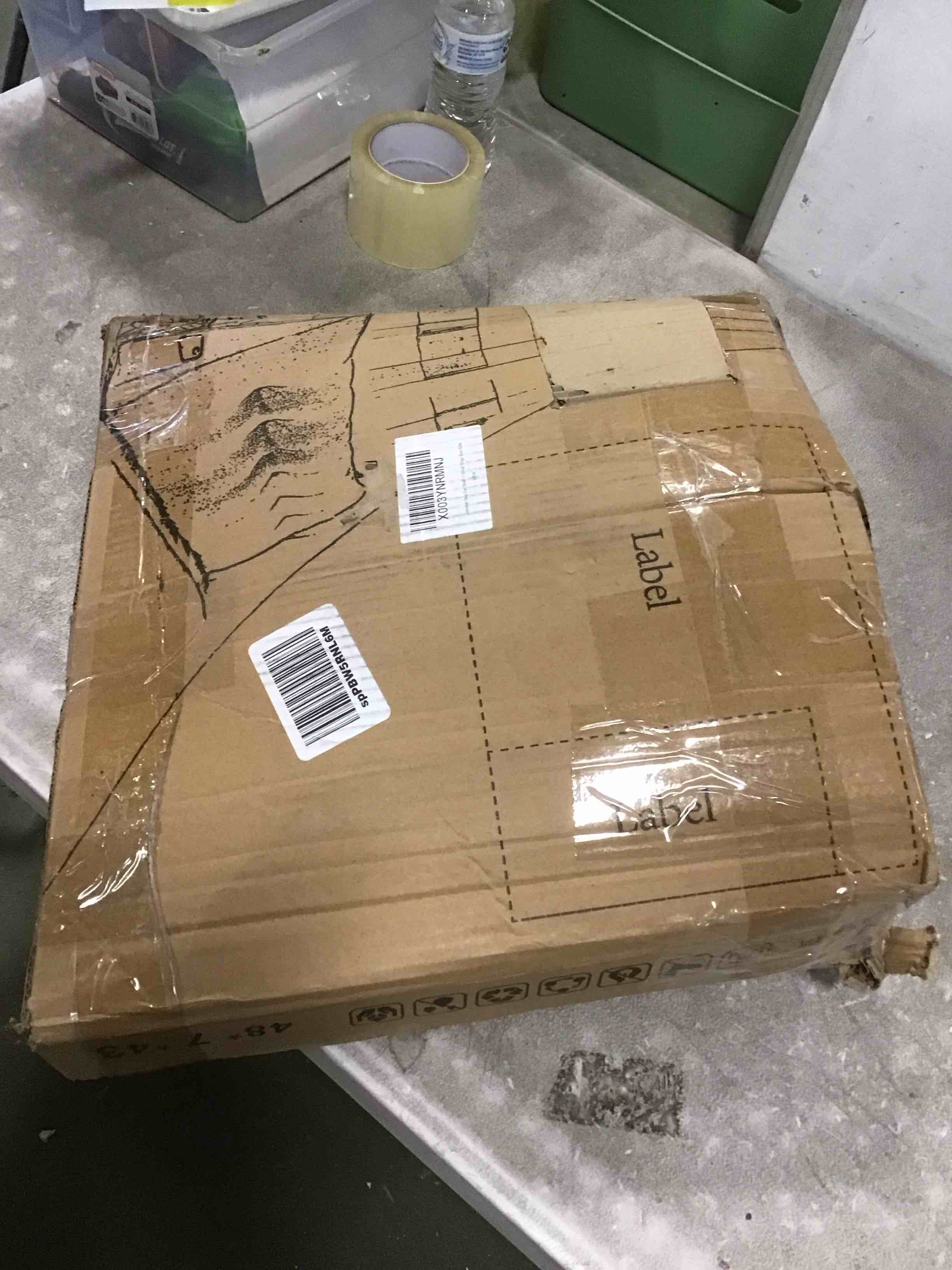 https://s3.amazonaws.com/lotting-images-prod/bidfta/RED6332253_1711633363495.jpeg