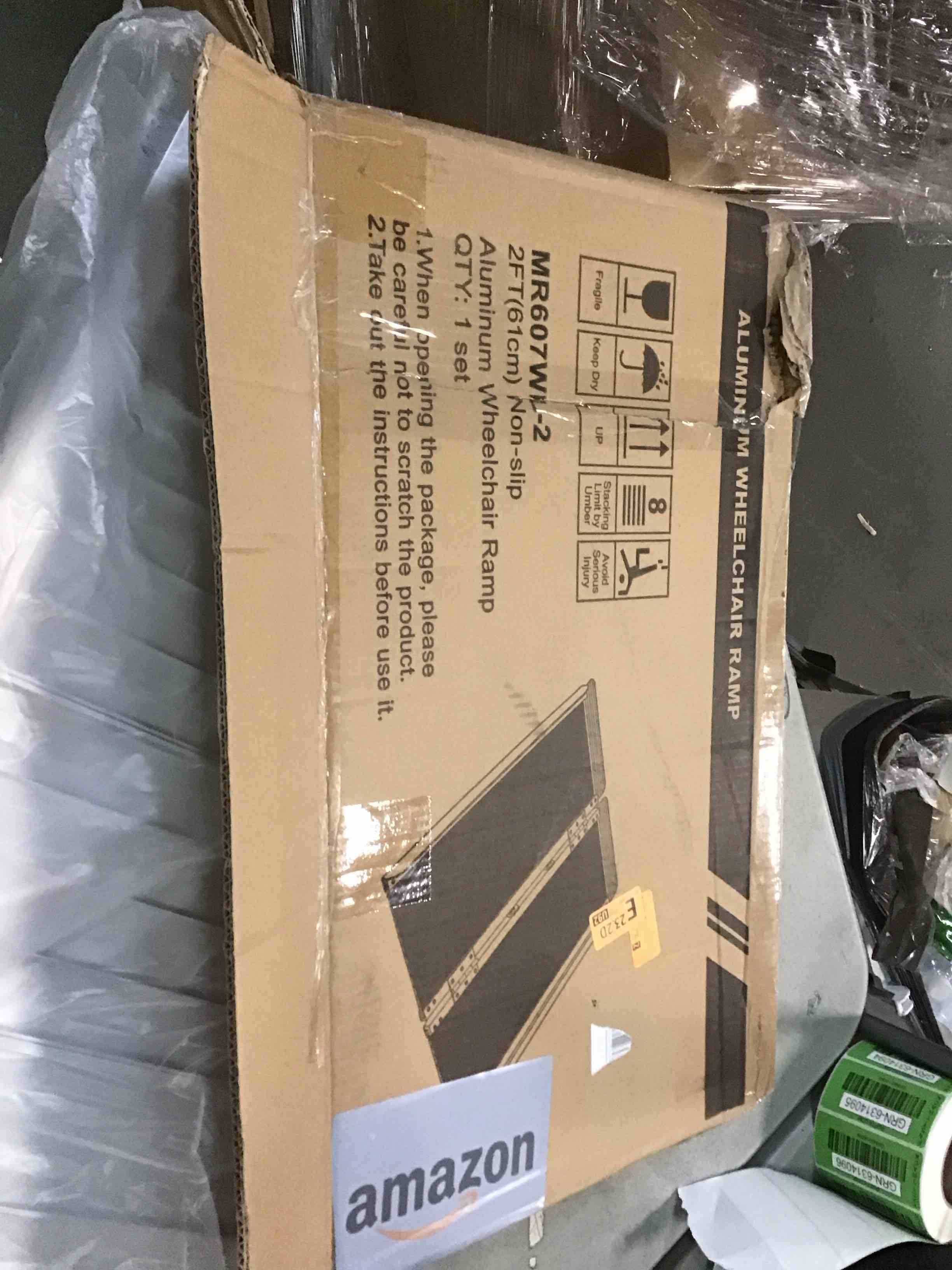 https://s3.amazonaws.com/lotting-images-prod/bidfta/RED6333022_1712148923790.jpeg