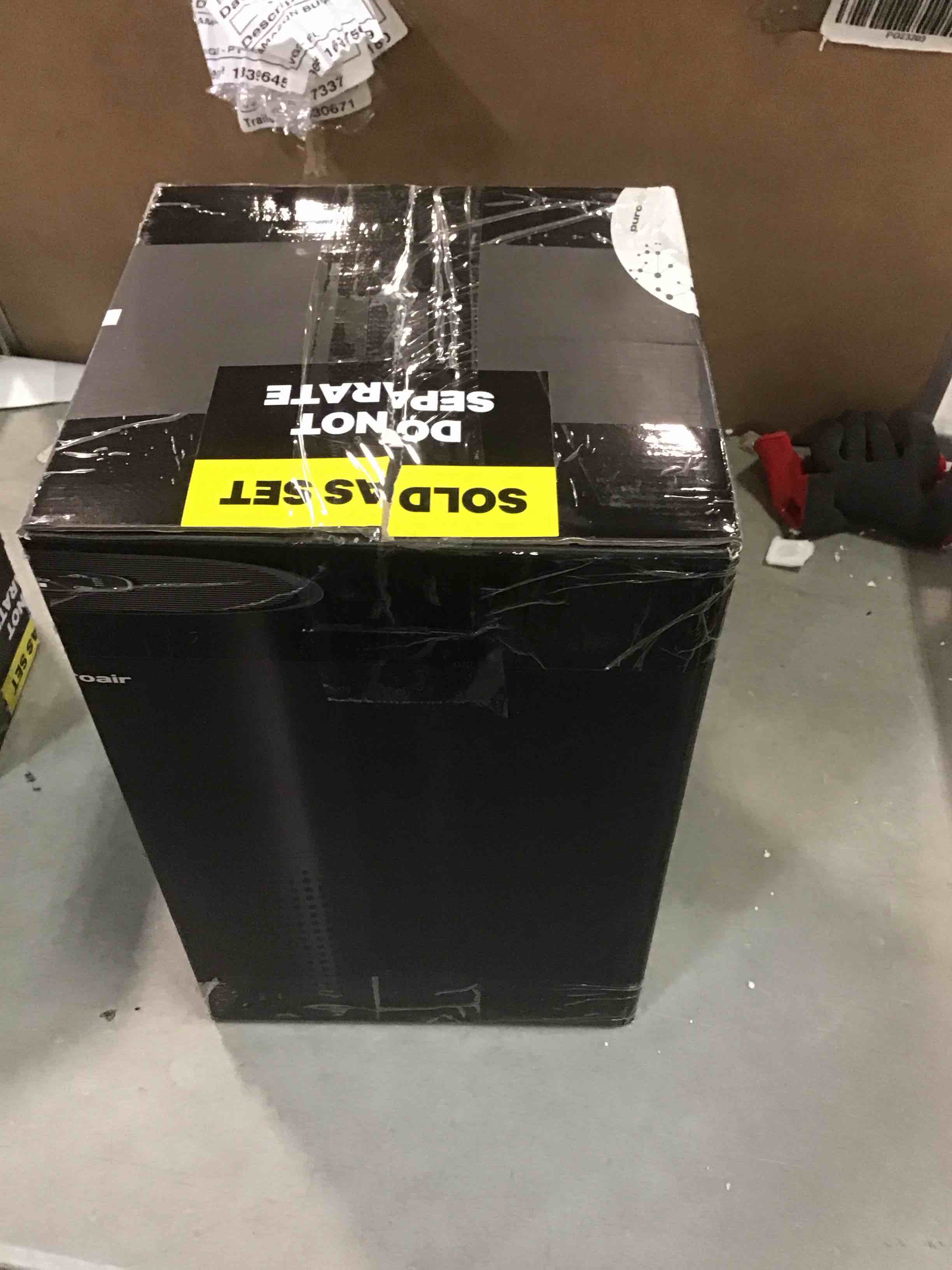 https://s3.amazonaws.com/lotting-images-prod/bidfta/RED6333181_1712173811774.jpeg