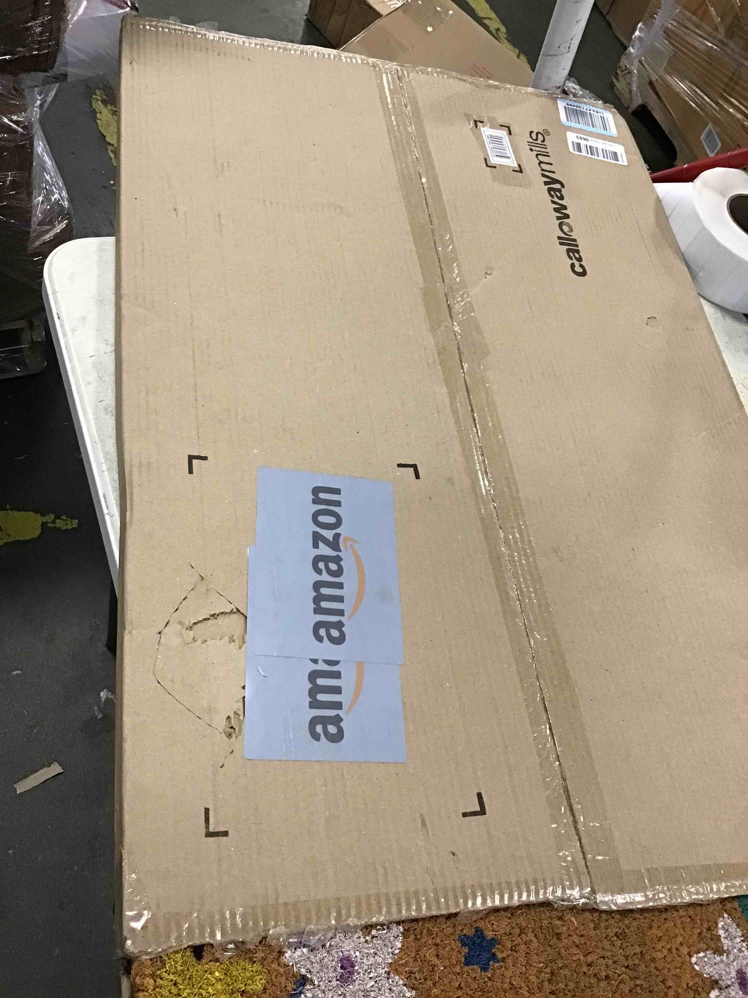 https://s3.amazonaws.com/lotting-images-prod/bidfta/RED6333330_1712251360484.jpeg