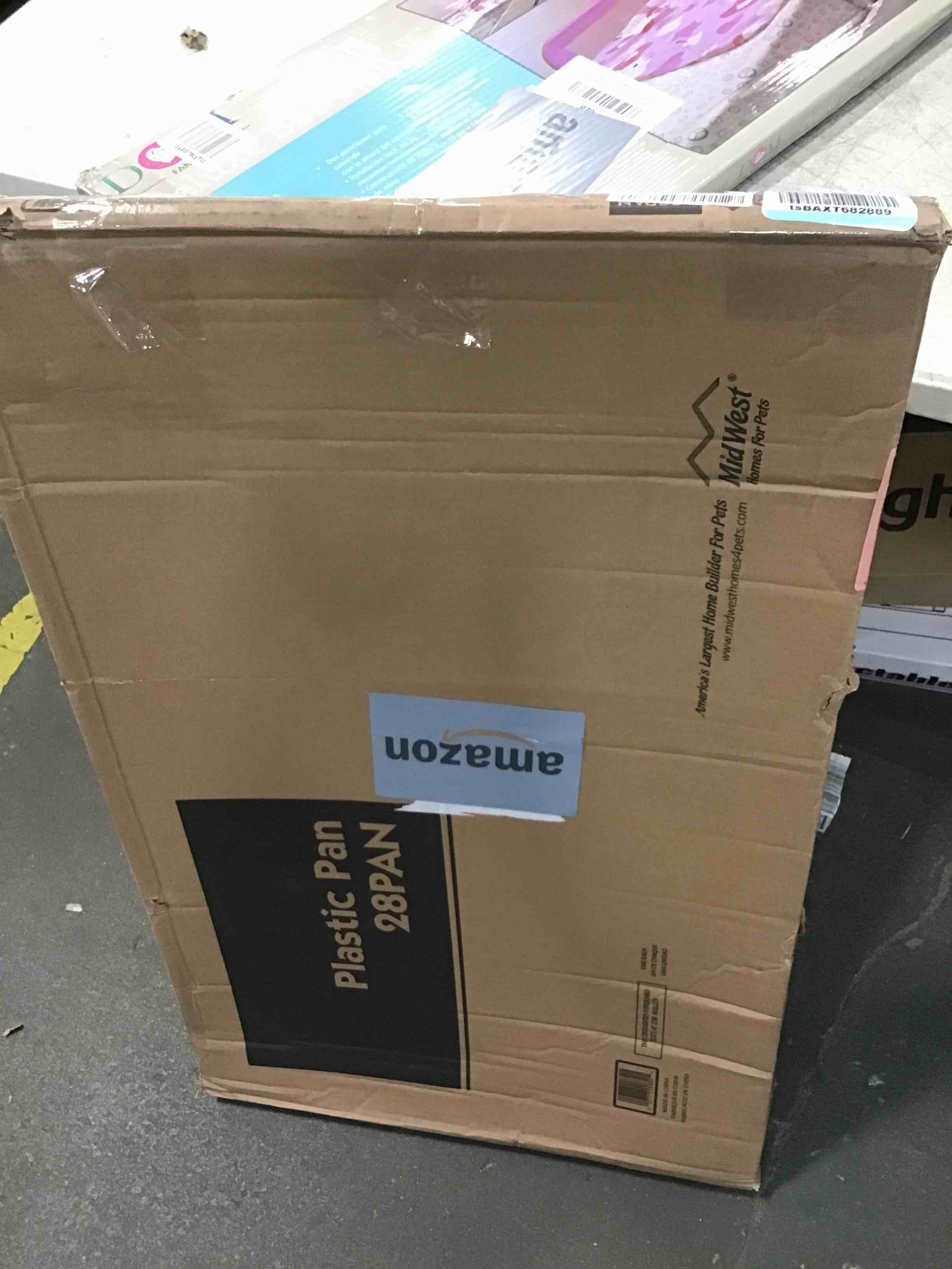 https://s3.amazonaws.com/lotting-images-prod/bidfta/RED6333401_1712261845289.jpeg