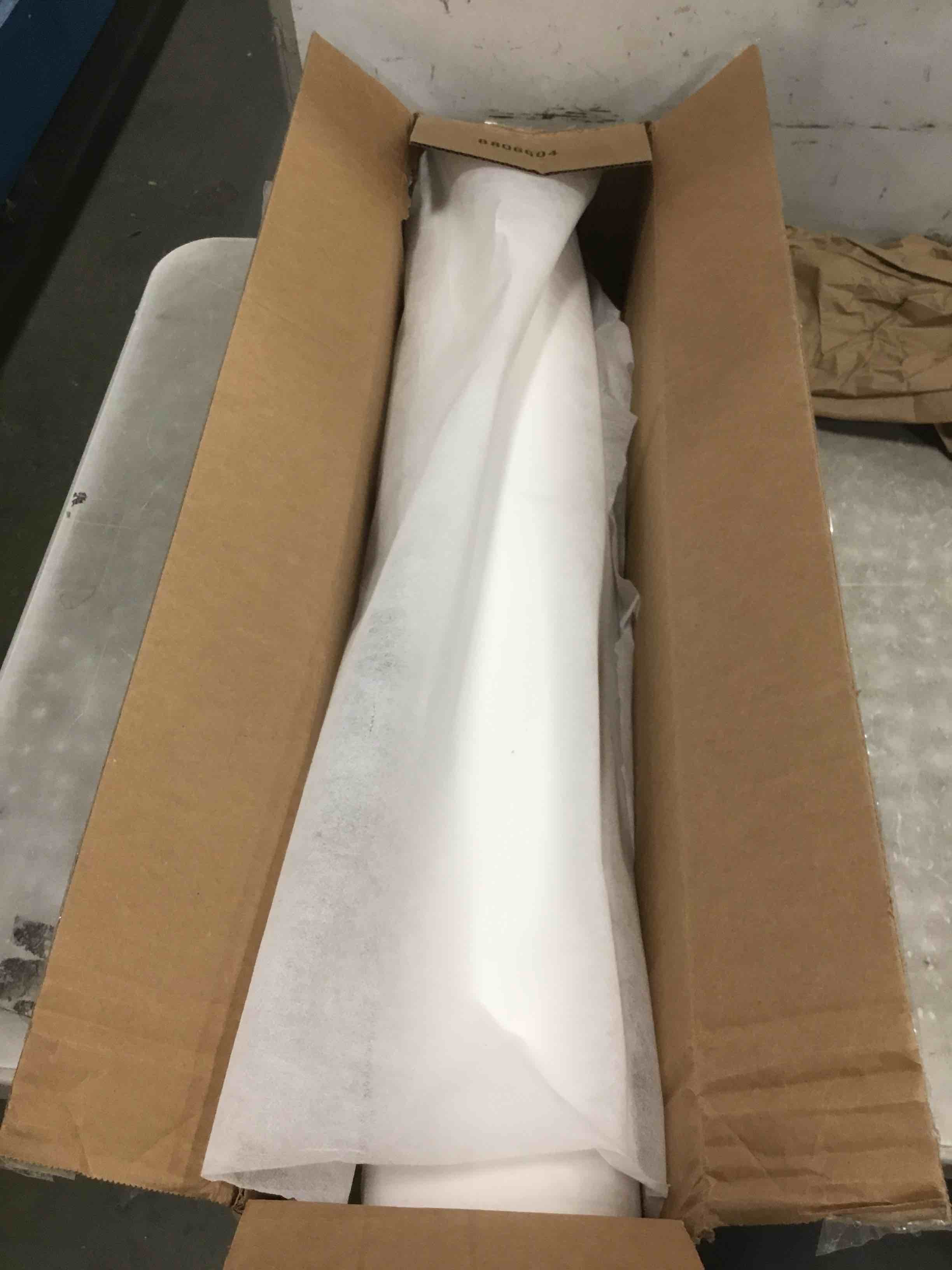 https://s3.amazonaws.com/lotting-images-prod/bidfta/RED6333635_1711713808802.jpeg