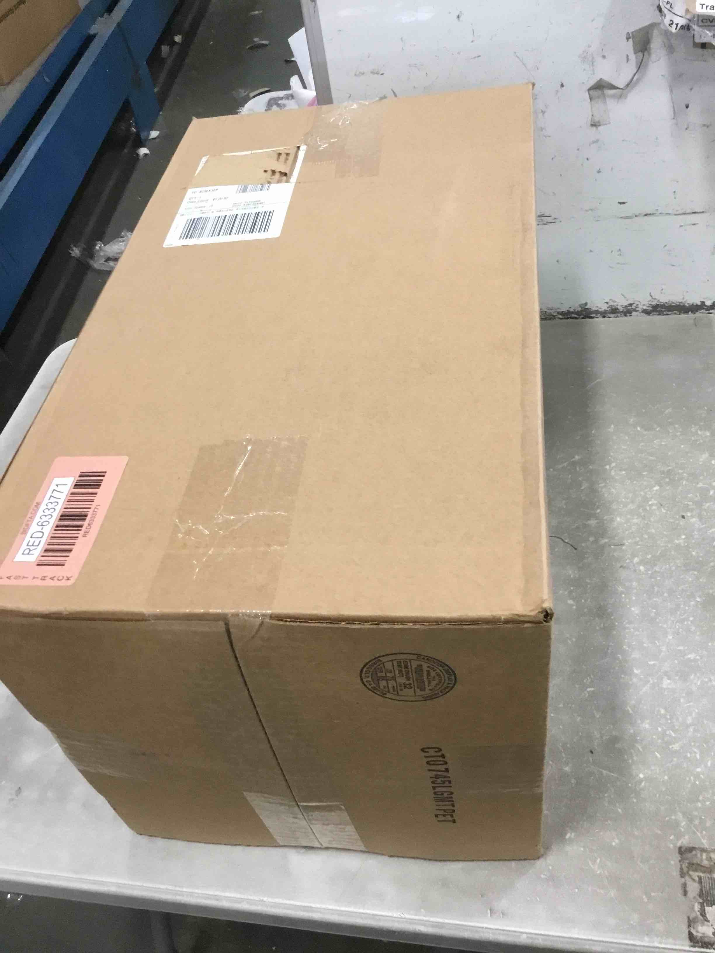 https://s3.amazonaws.com/lotting-images-prod/bidfta/RED6333771_1711734866731.jpeg