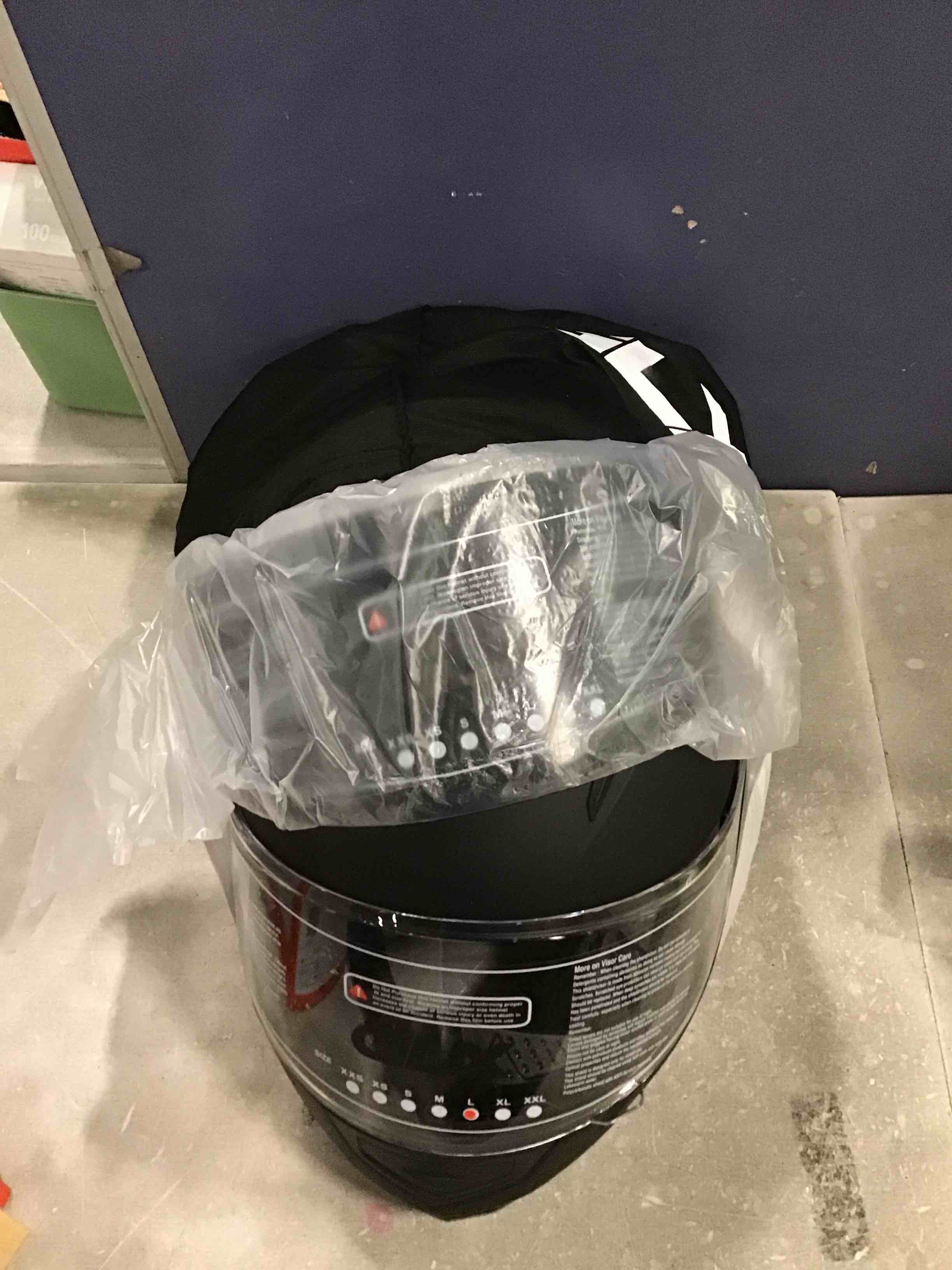 https://s3.amazonaws.com/lotting-images-prod/bidfta/RED6334093_1712059439294.jpeg