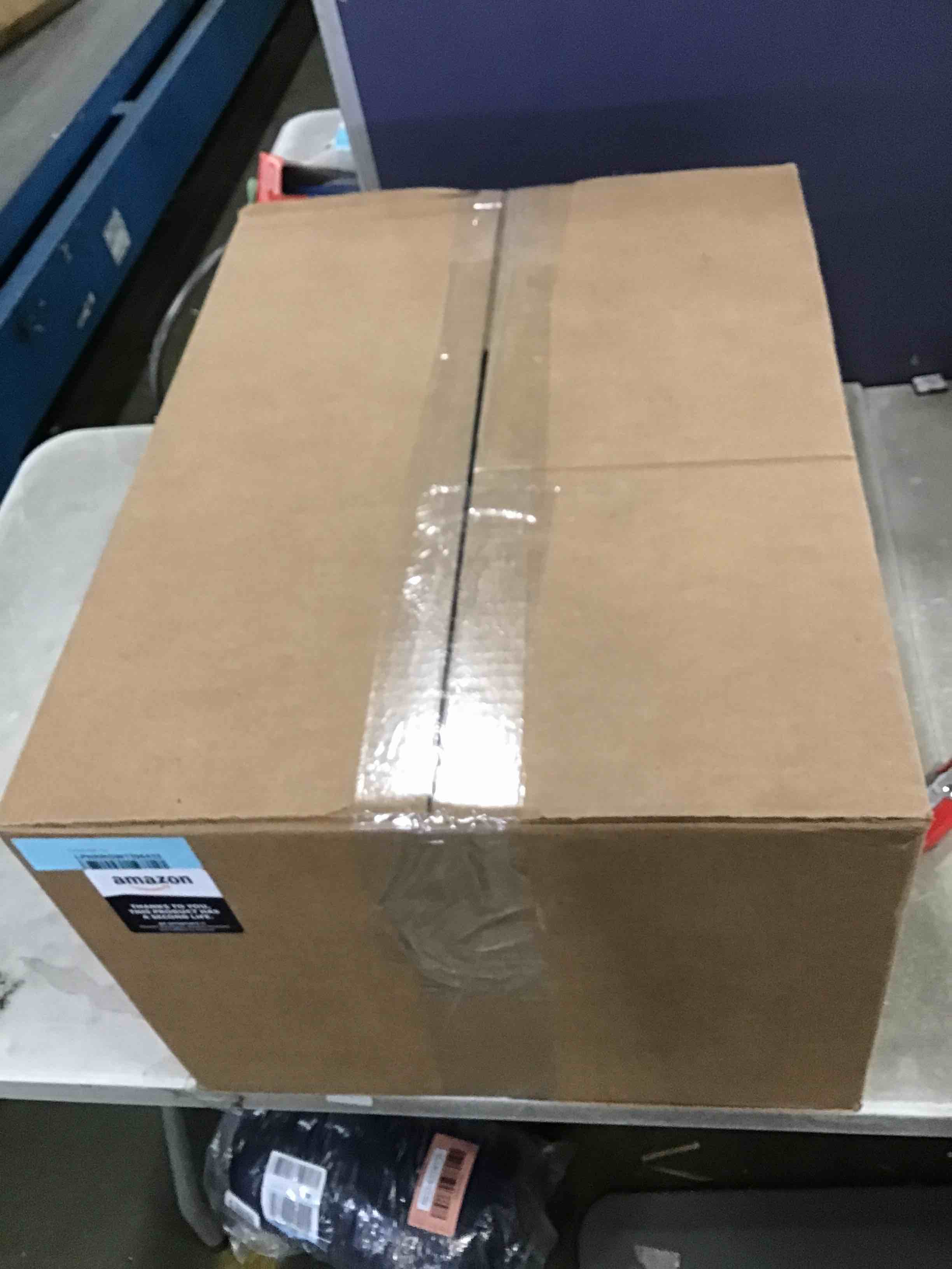 https://s3.amazonaws.com/lotting-images-prod/bidfta/RED6334198_1712072821941.jpeg