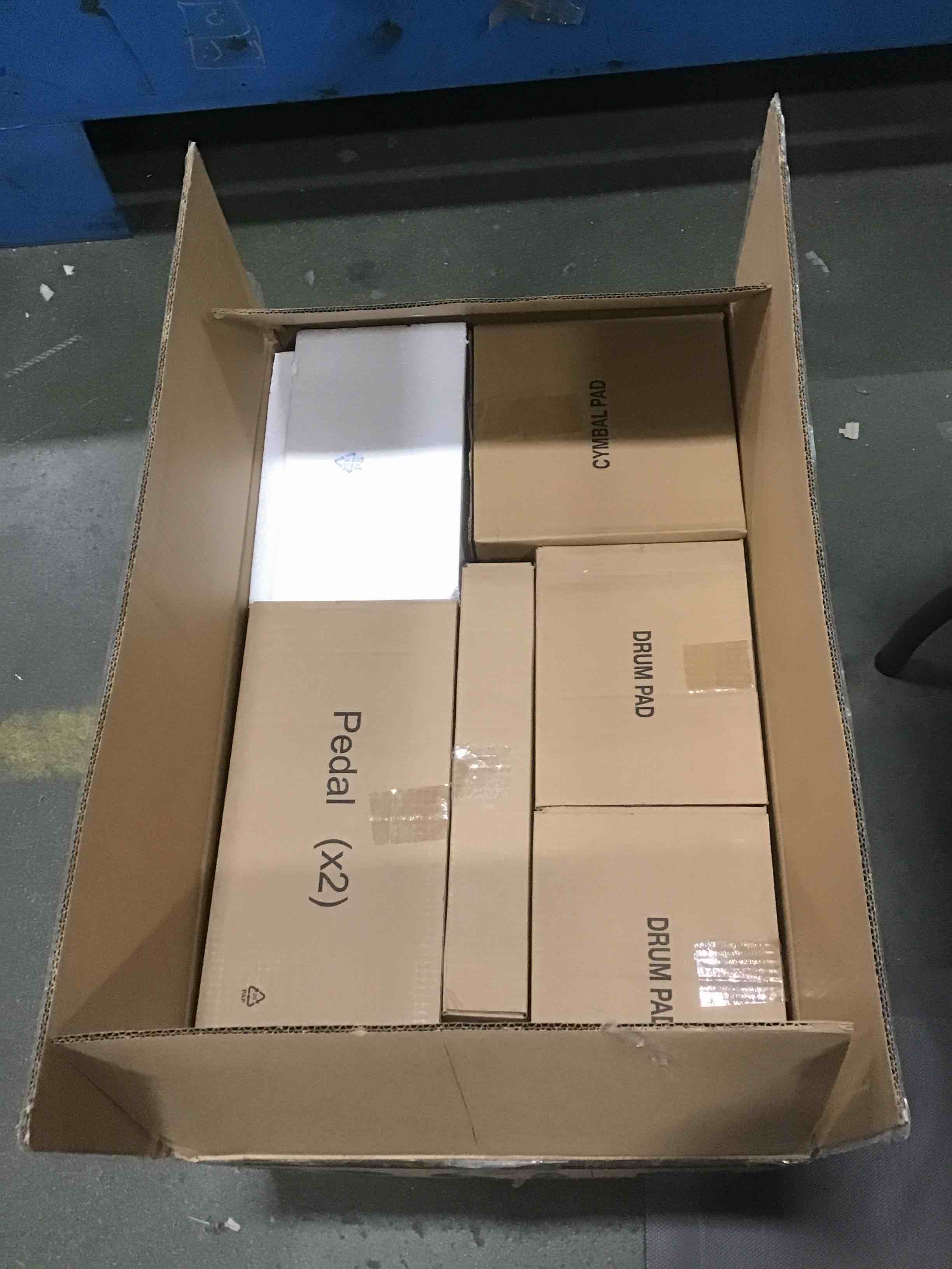https://s3.amazonaws.com/lotting-images-prod/bidfta/RED6334587_1712233692269.jpeg
