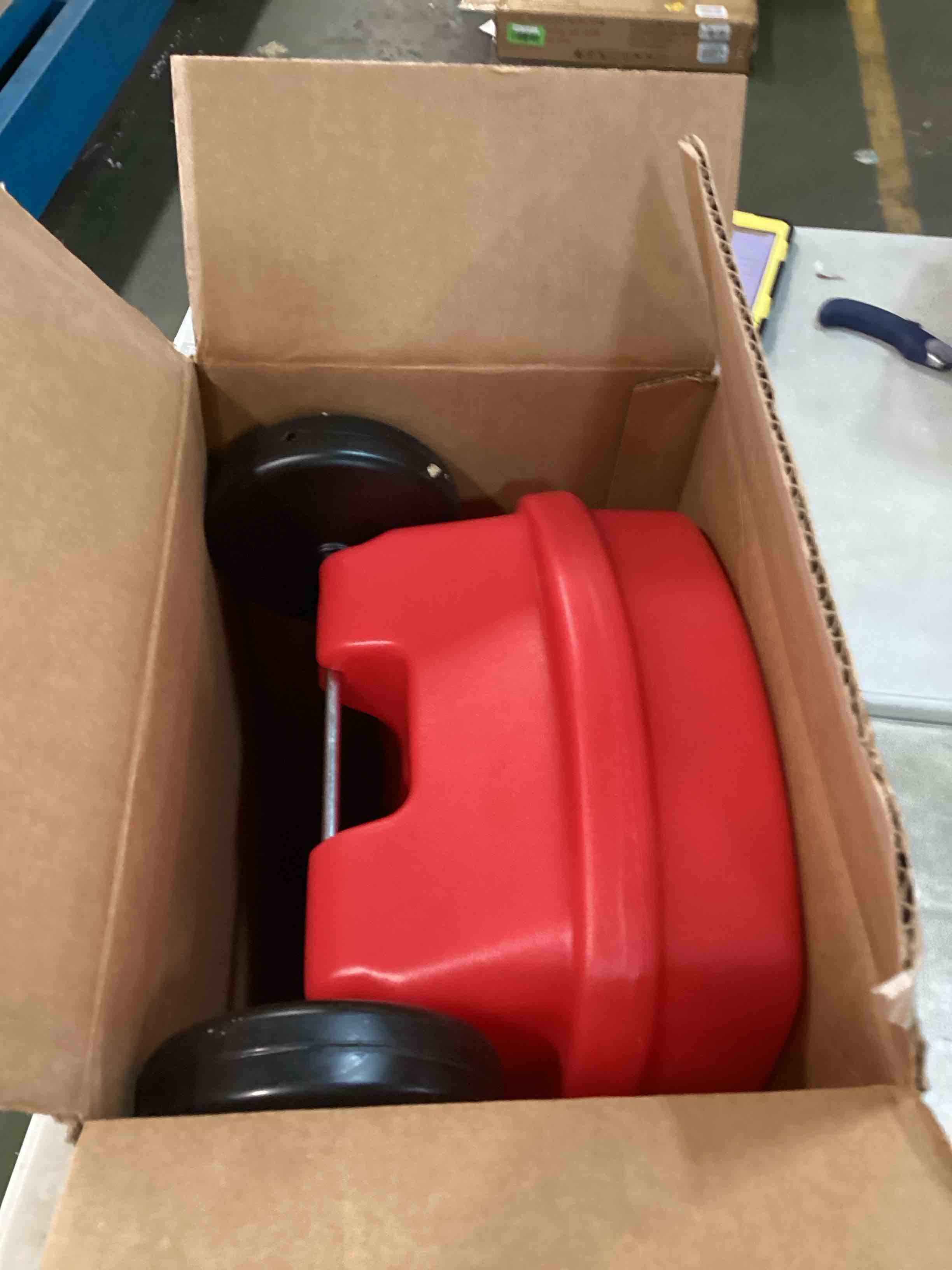 https://s3.amazonaws.com/lotting-images-prod/bidfta/RED6335854_1712072315111.jpeg