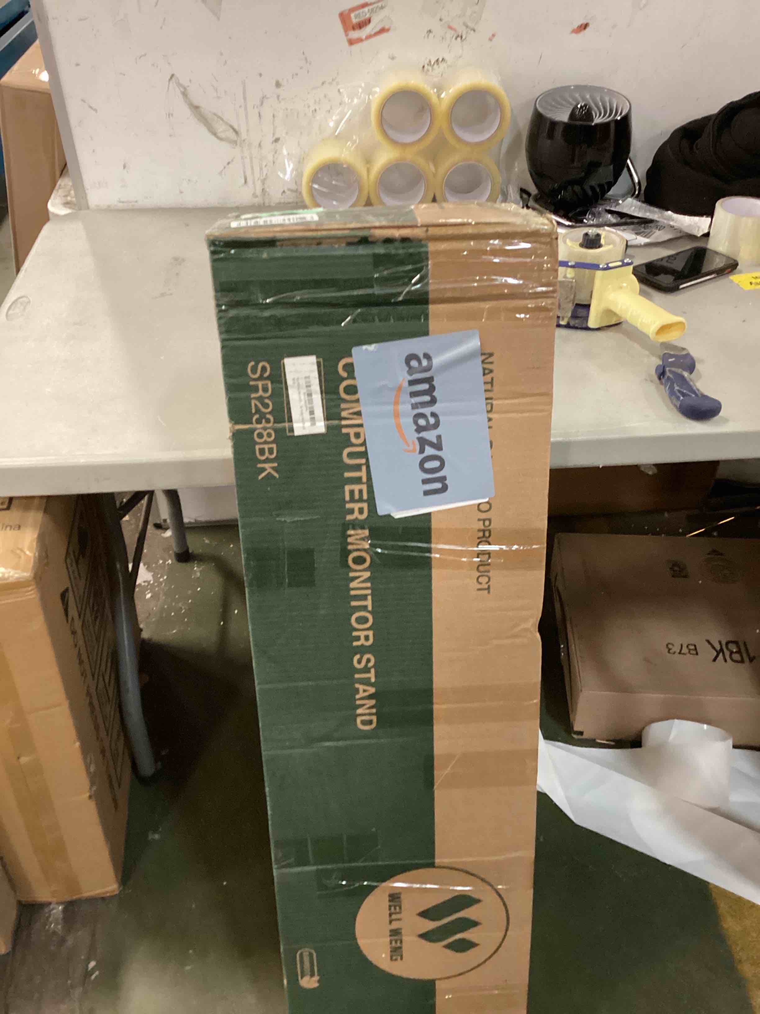https://s3.amazonaws.com/lotting-images-prod/bidfta/RED6335970_1712158662907.jpeg