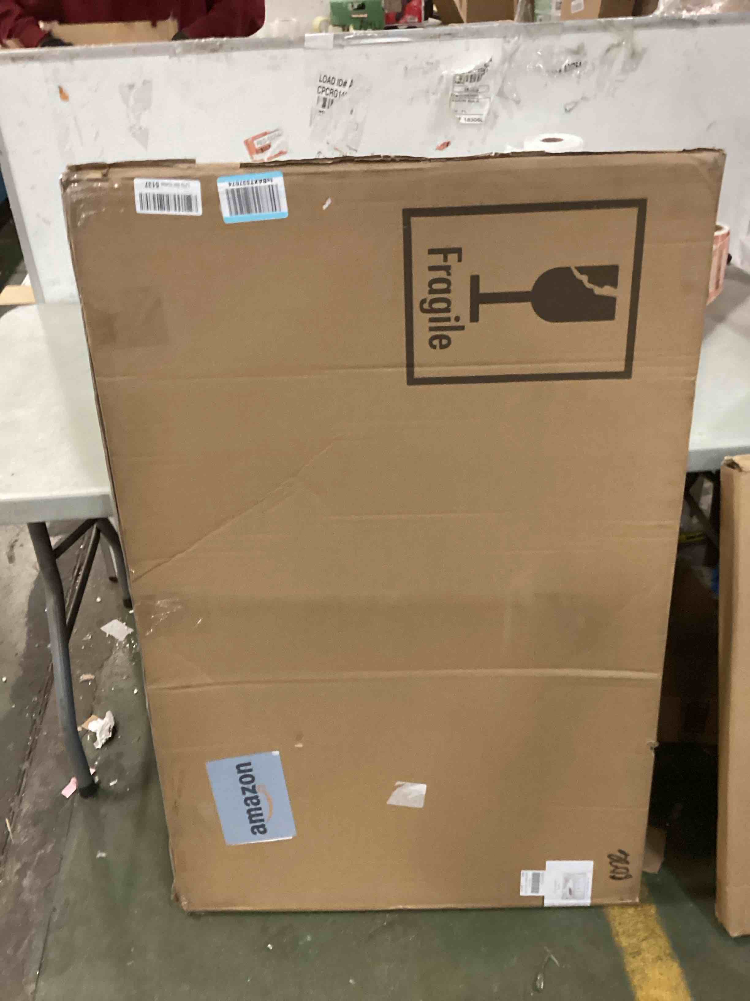 https://s3.amazonaws.com/lotting-images-prod/bidfta/RED6336156_1712245059468.jpeg