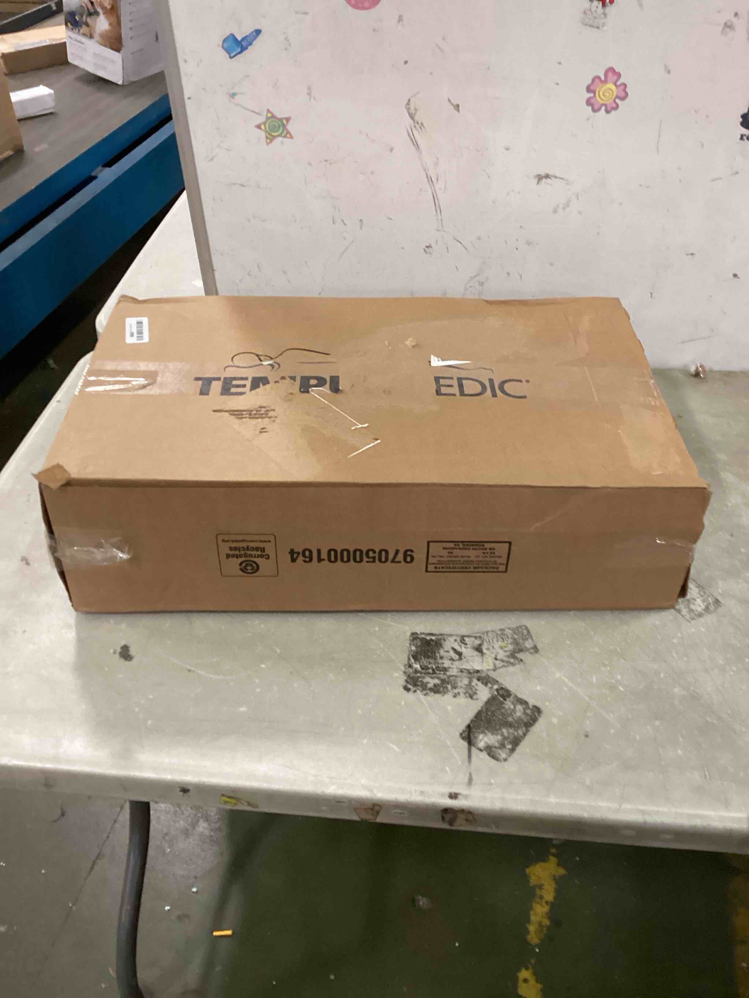 https://s3.amazonaws.com/lotting-images-prod/bidfta/RED6336276_1712318768530.jpeg