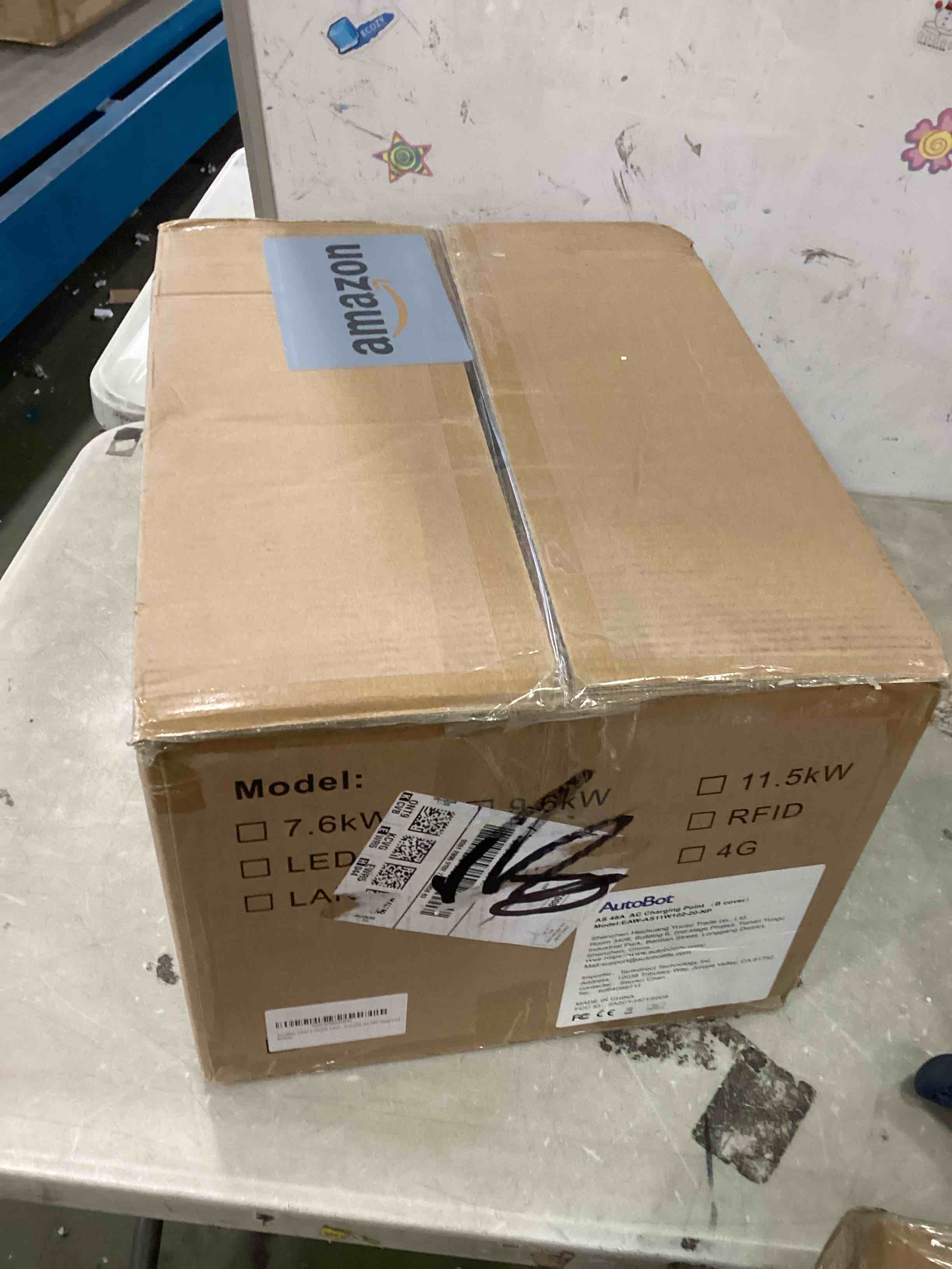 https://s3.amazonaws.com/lotting-images-prod/bidfta/RED6336329_1712328358888.jpeg