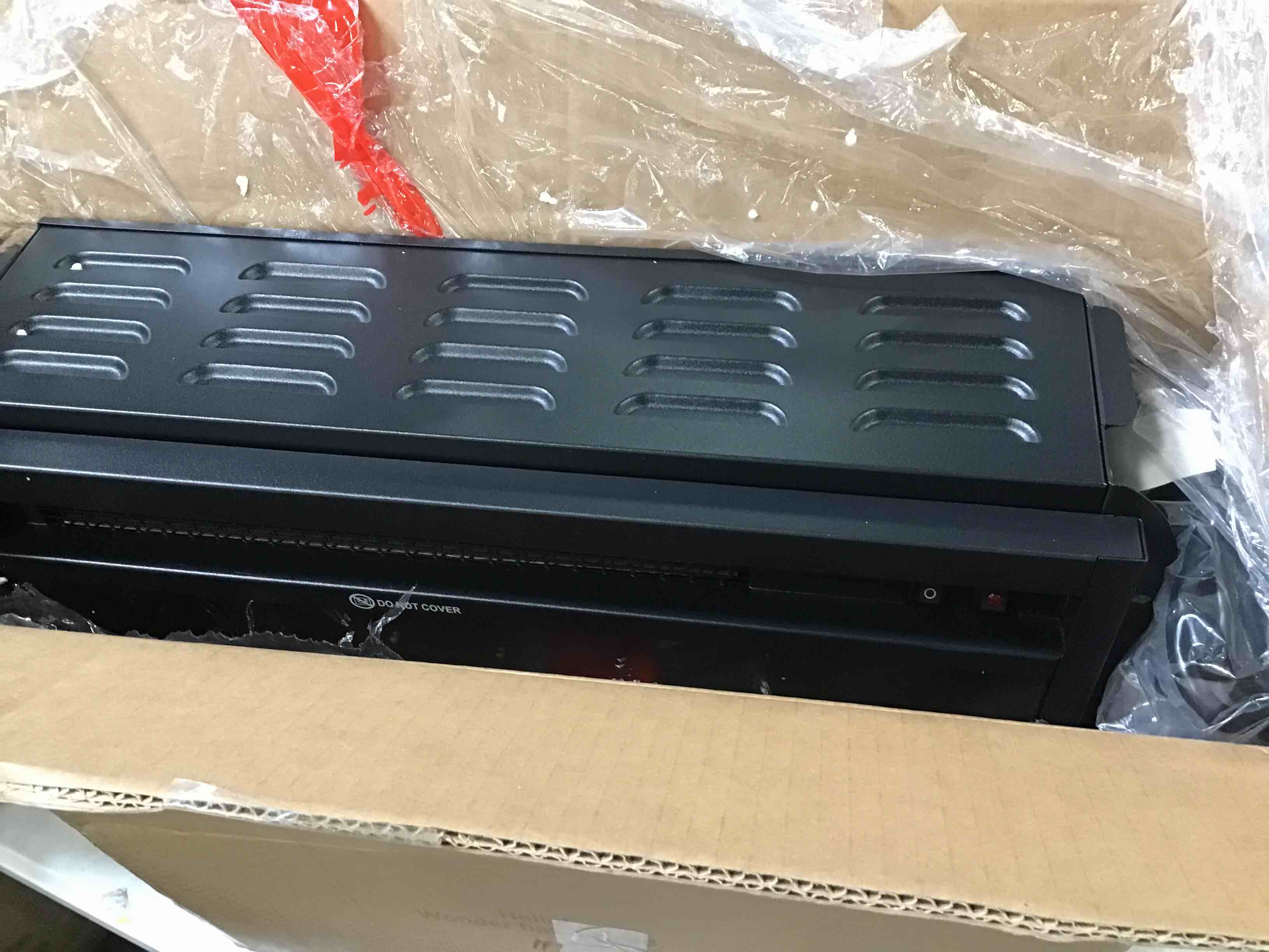 https://s3.amazonaws.com/lotting-images-prod/bidfta/RED6337732_1713972615166.jpeg