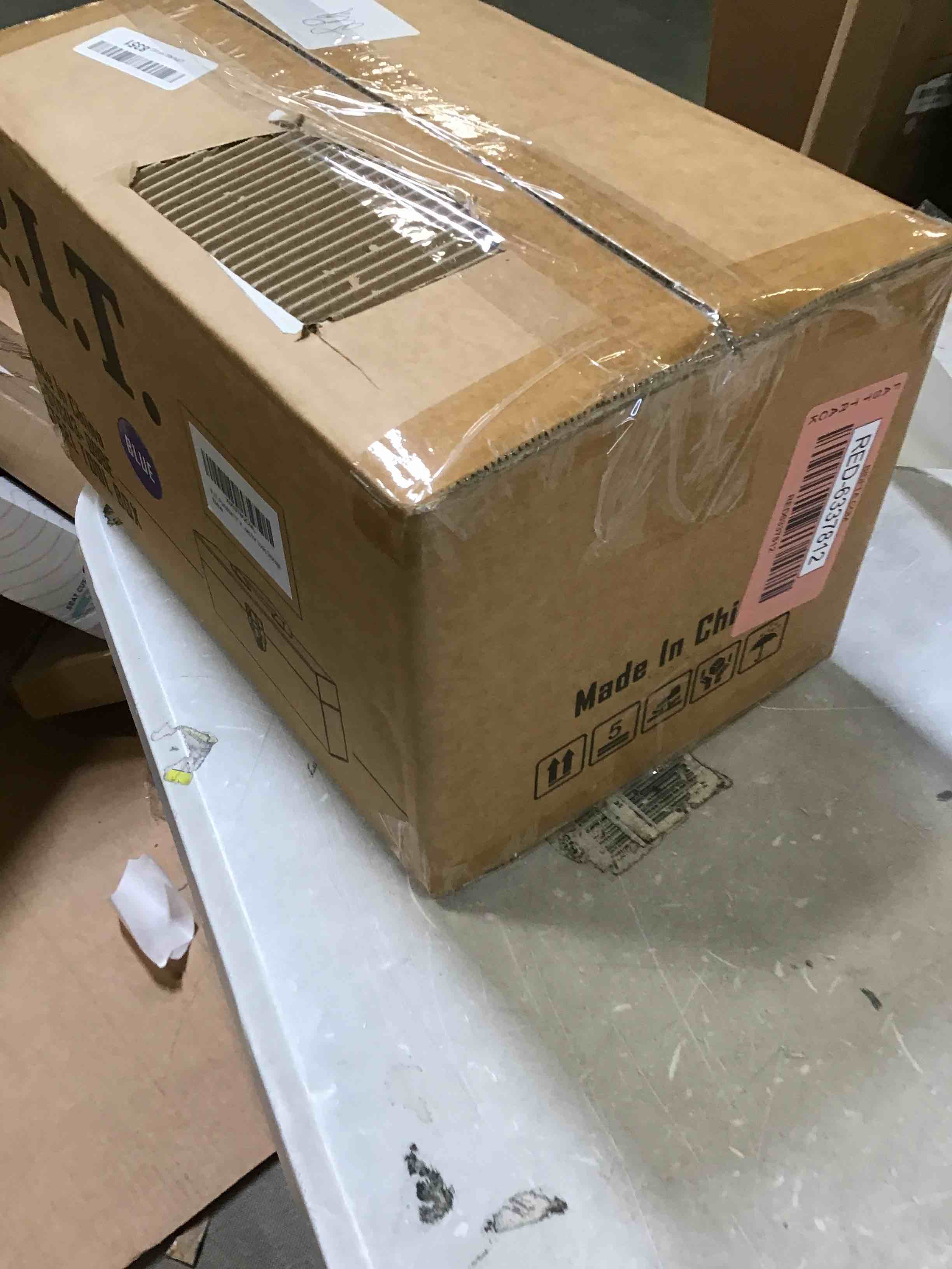 https://s3.amazonaws.com/lotting-images-prod/bidfta/RED6337812_1713984585477.jpeg