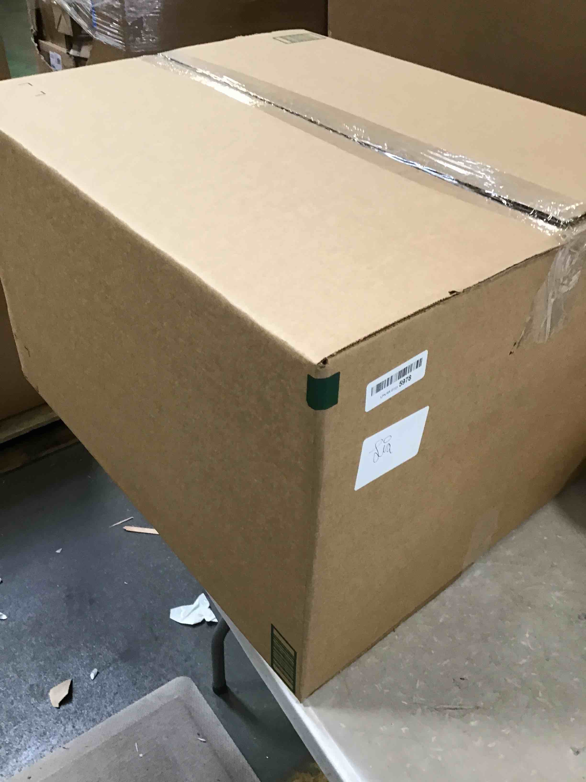 https://s3.amazonaws.com/lotting-images-prod/bidfta/RED6337839_1713987017121.jpeg