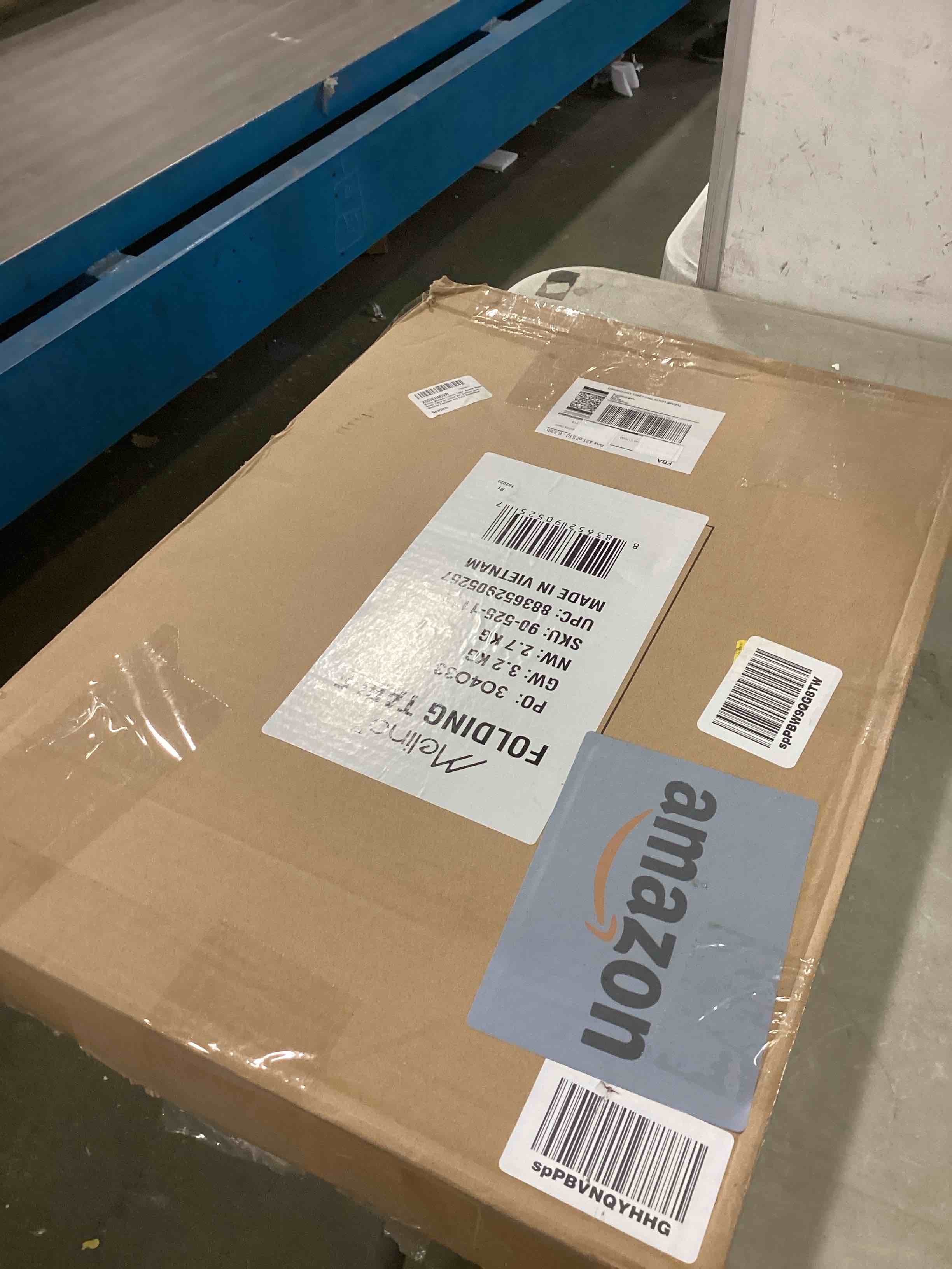 https://s3.amazonaws.com/lotting-images-prod/bidfta/RED6339082_1712158809589.jpeg