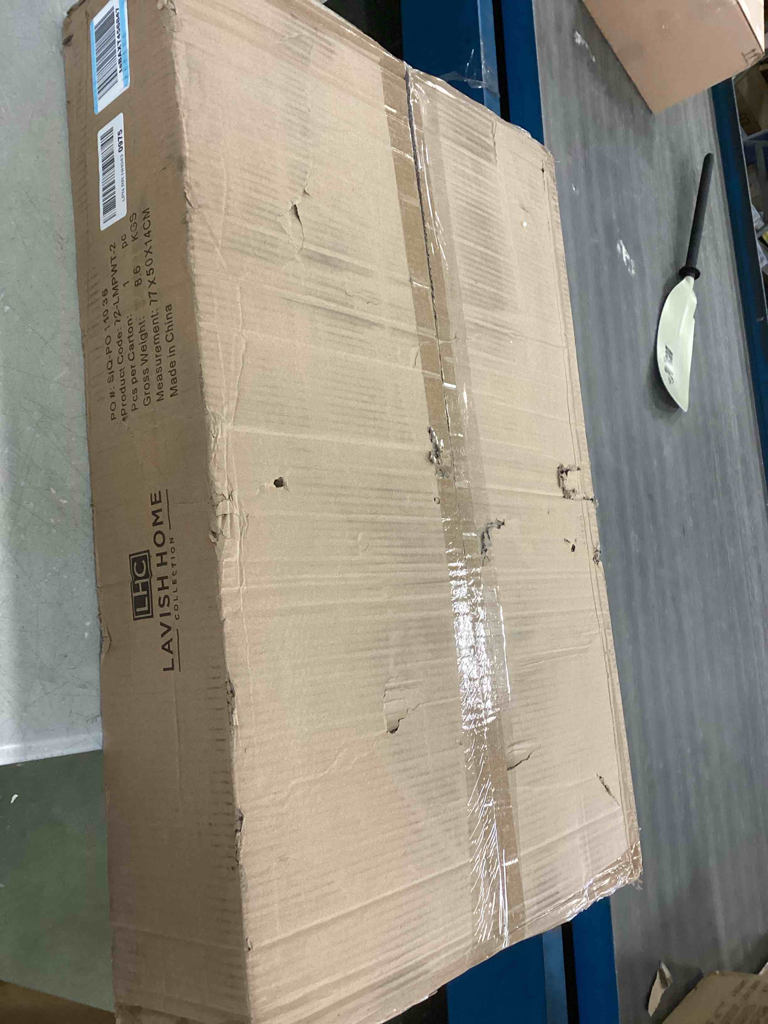 https://s3.amazonaws.com/lotting-images-prod/bidfta/RED6339367_1712252258022.jpeg