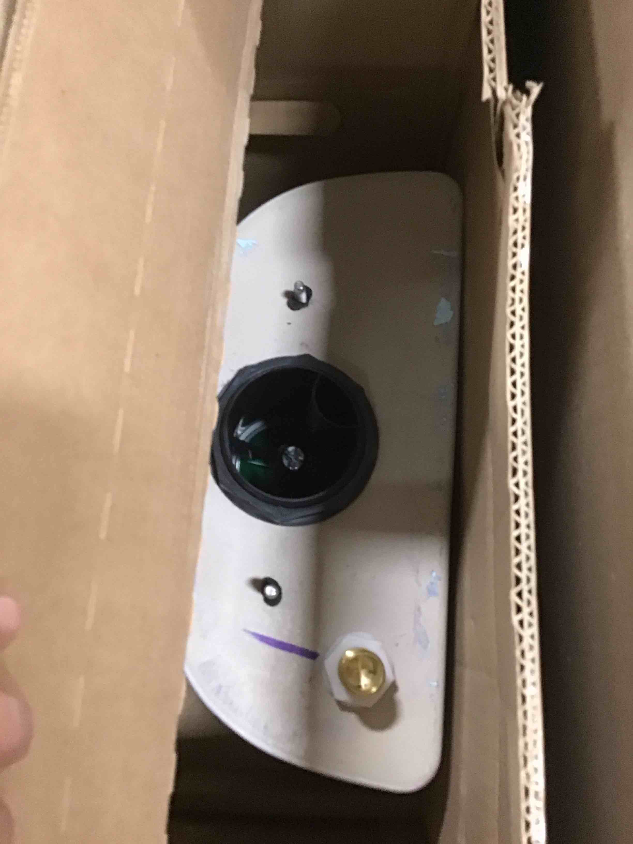 https://s3.amazonaws.com/lotting-images-prod/bidfta/RED6339612_1712081286148.jpeg