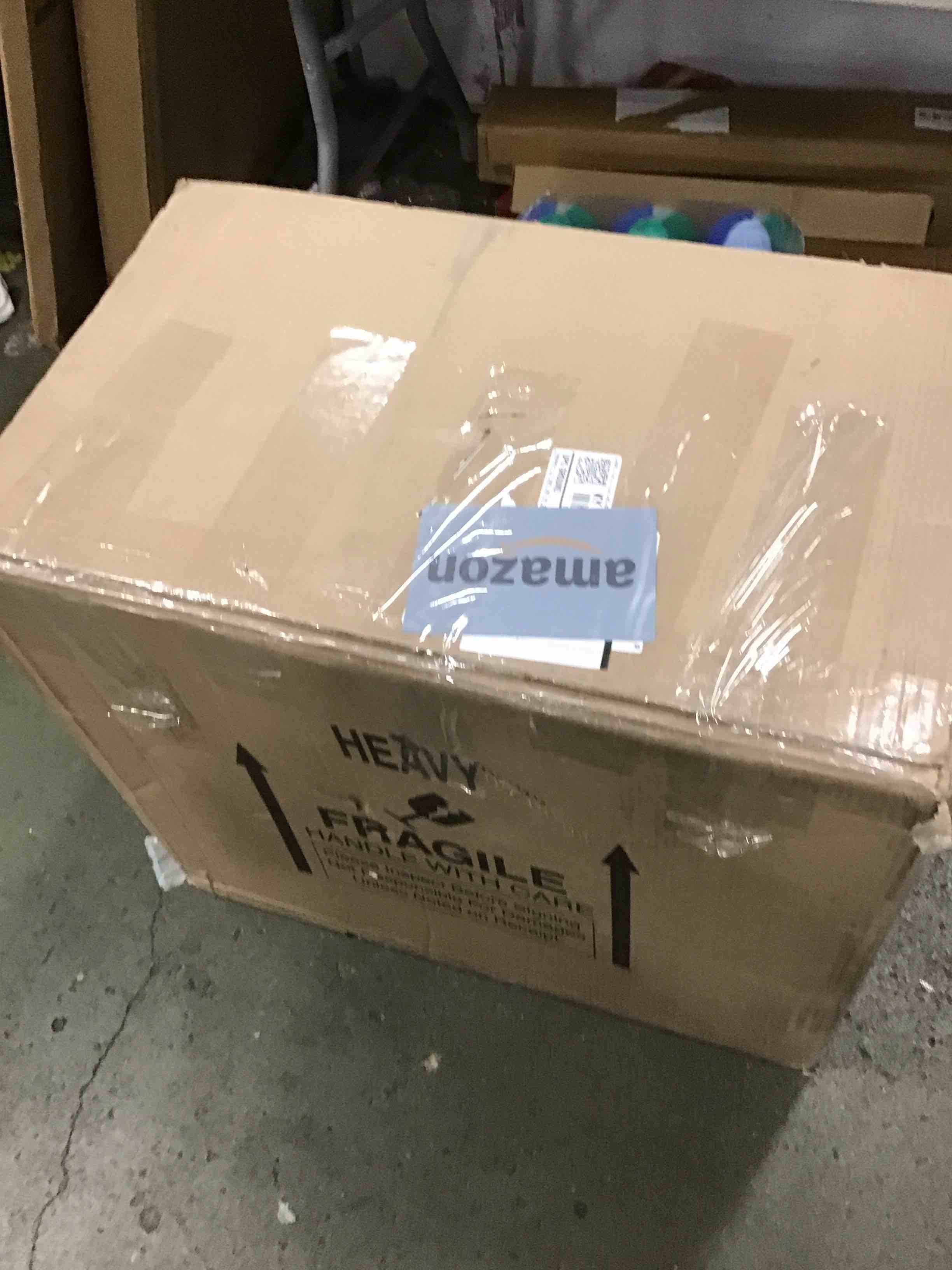 https://s3.amazonaws.com/lotting-images-prod/bidfta/RED6339612_1712081331710.jpeg