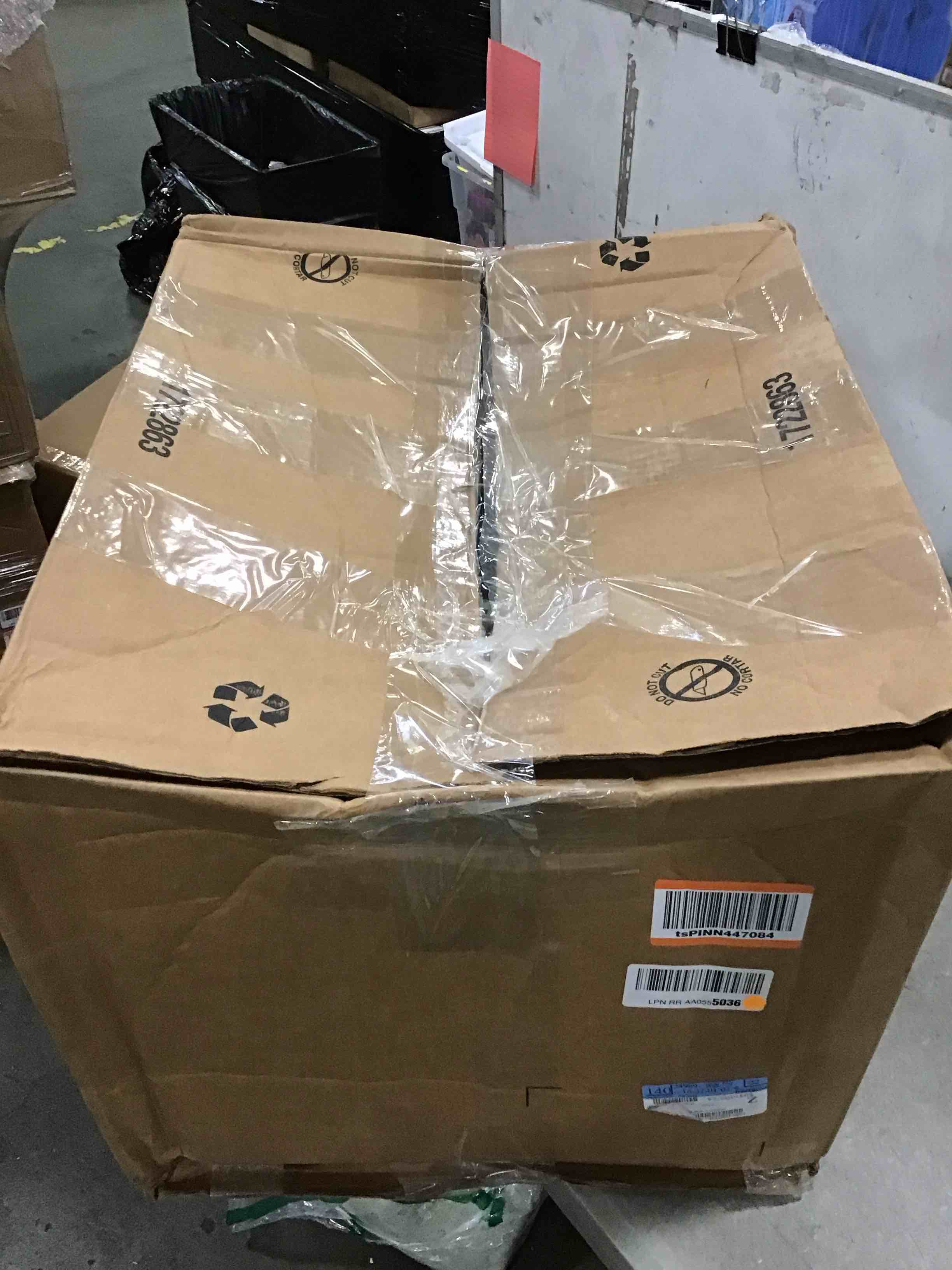 https://s3.amazonaws.com/lotting-images-prod/bidfta/RED6339629_1712083216971.jpeg