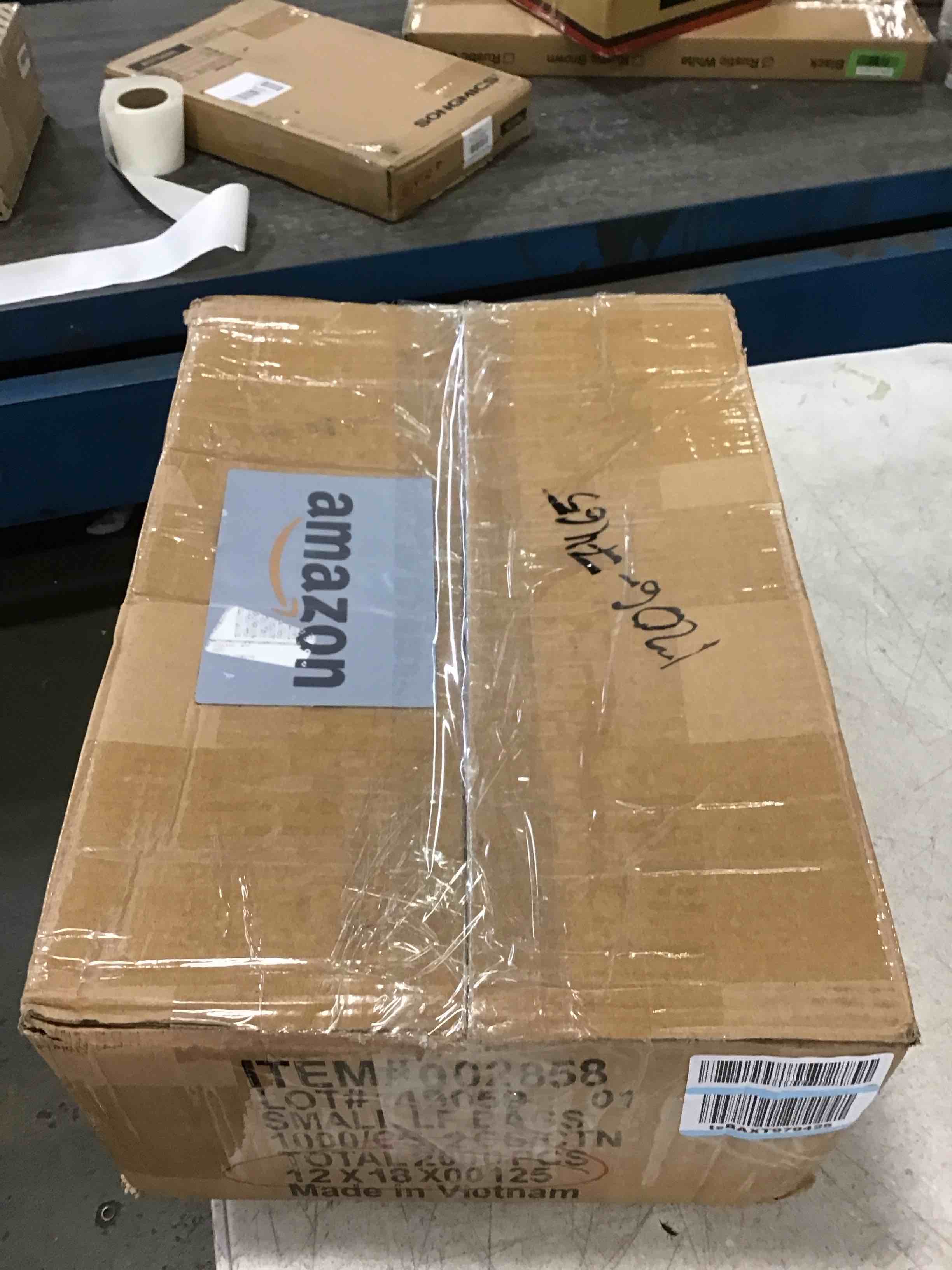 https://s3.amazonaws.com/lotting-images-prod/bidfta/RED6339763_1712154015697.jpeg