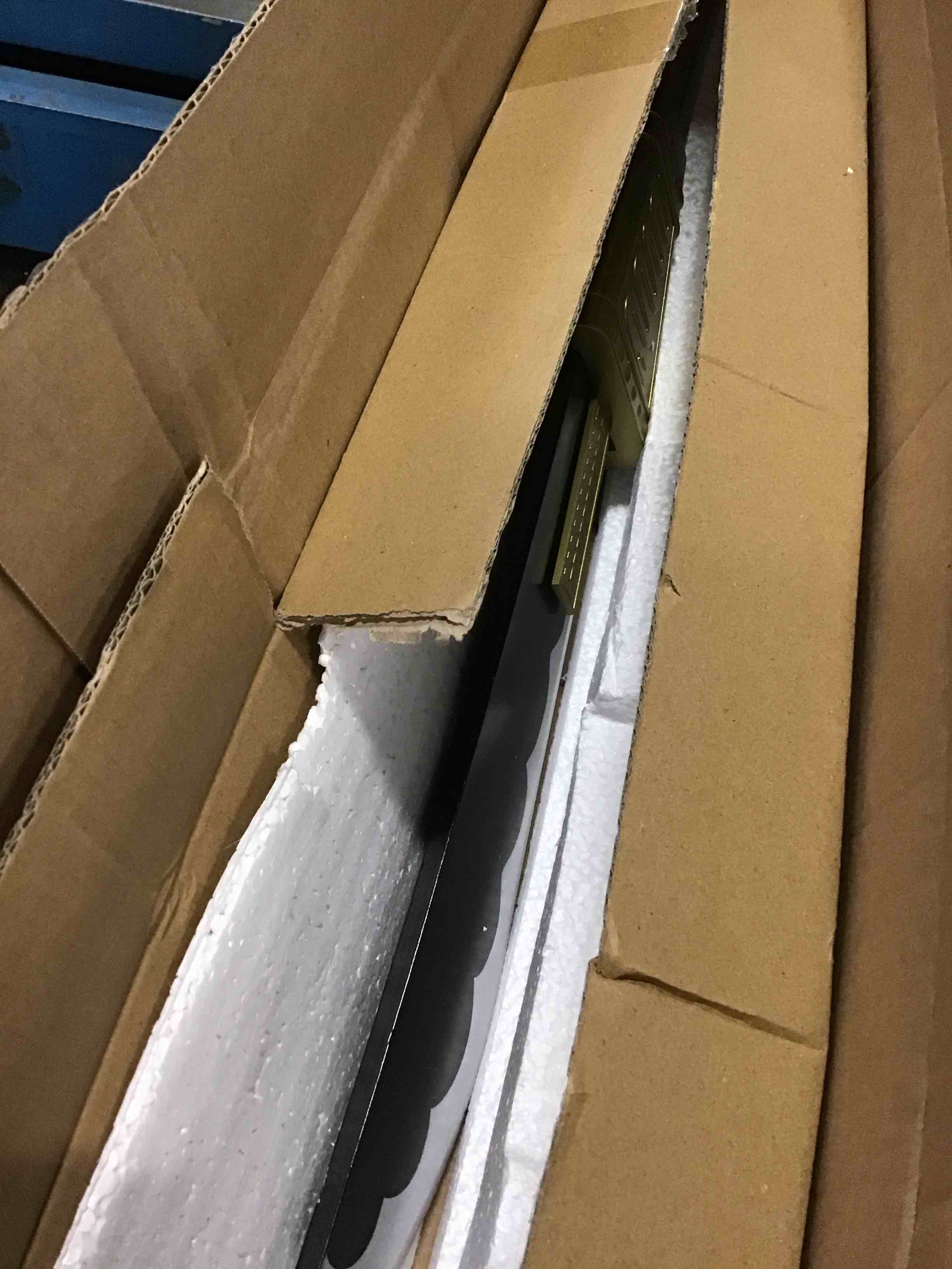 https://s3.amazonaws.com/lotting-images-prod/bidfta/RED6339781_1712156255712.jpeg