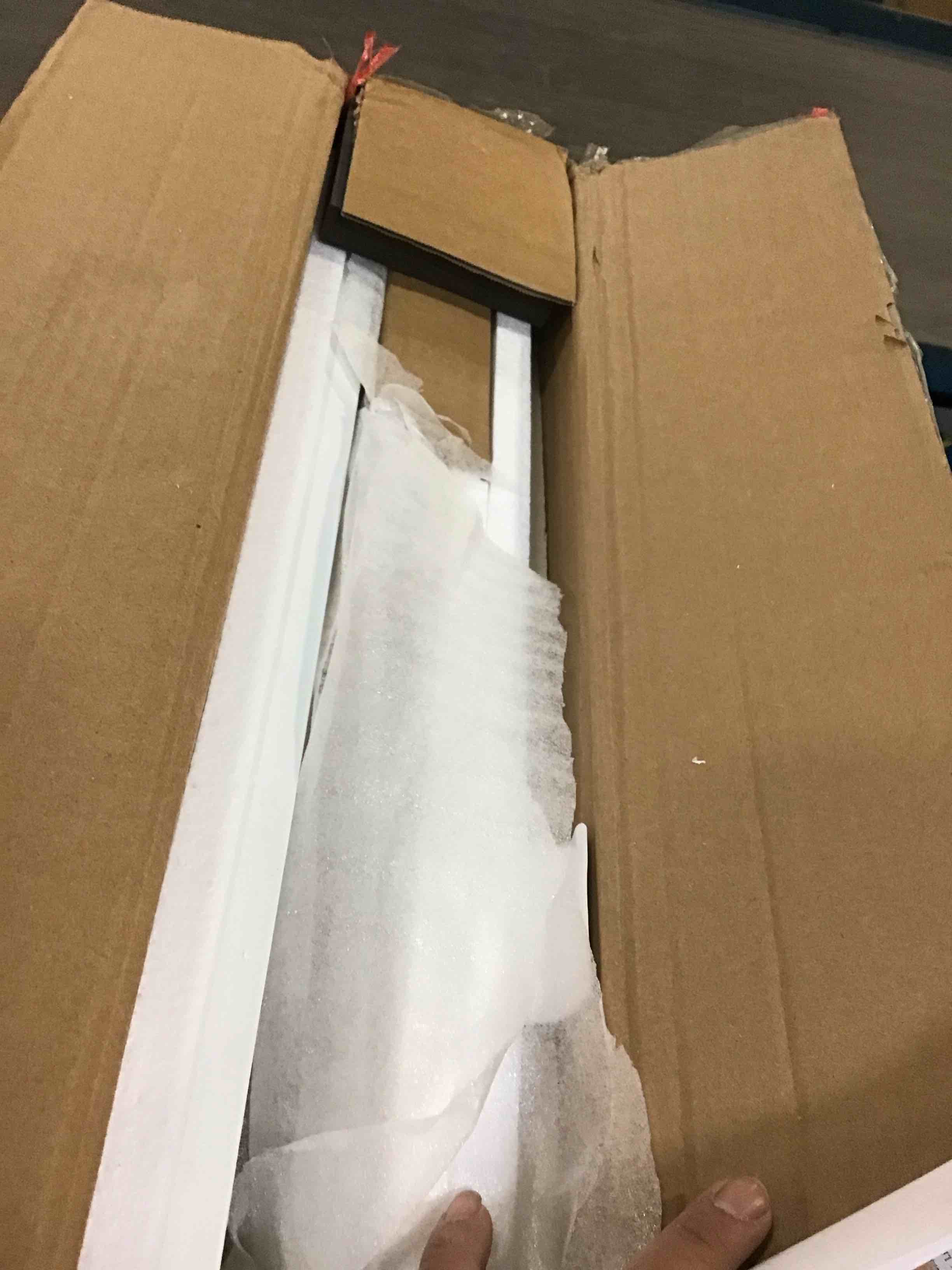 https://s3.amazonaws.com/lotting-images-prod/bidfta/RED6340280_1712332761530.jpeg