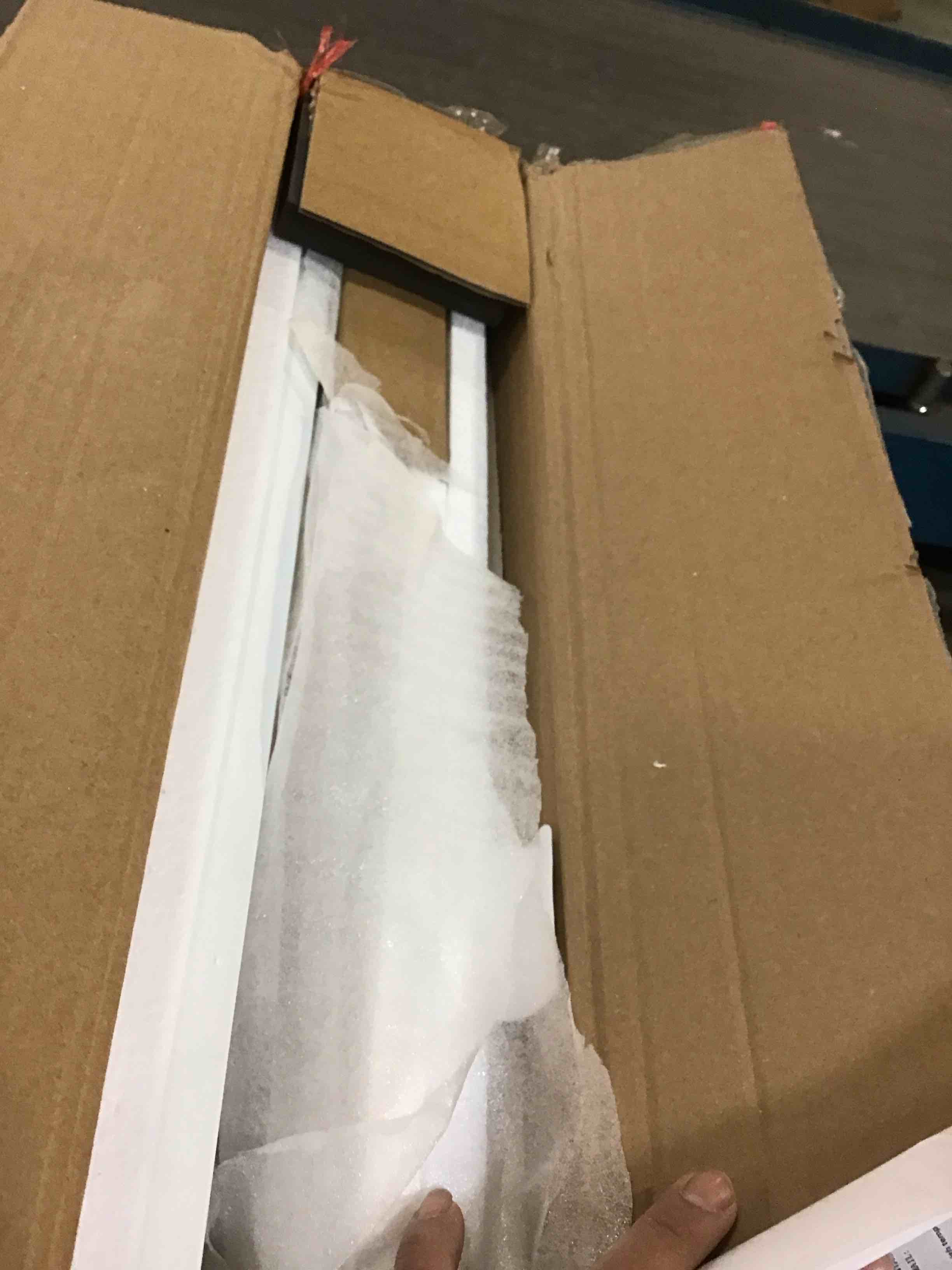 https://s3.amazonaws.com/lotting-images-prod/bidfta/RED6340280_1712332762946.jpeg