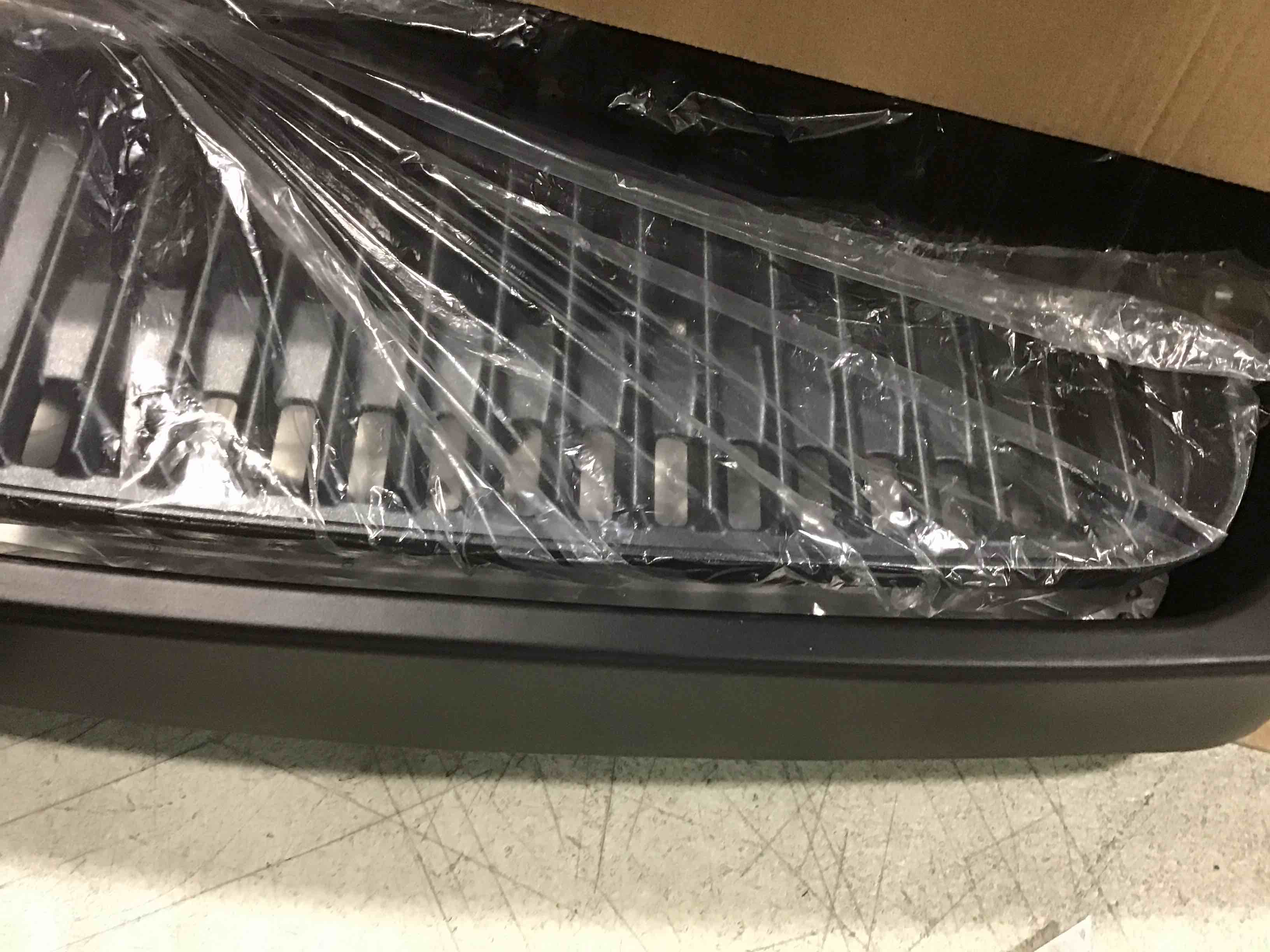 https://s3.amazonaws.com/lotting-images-prod/bidfta/RED6340619_1712750045107.jpeg