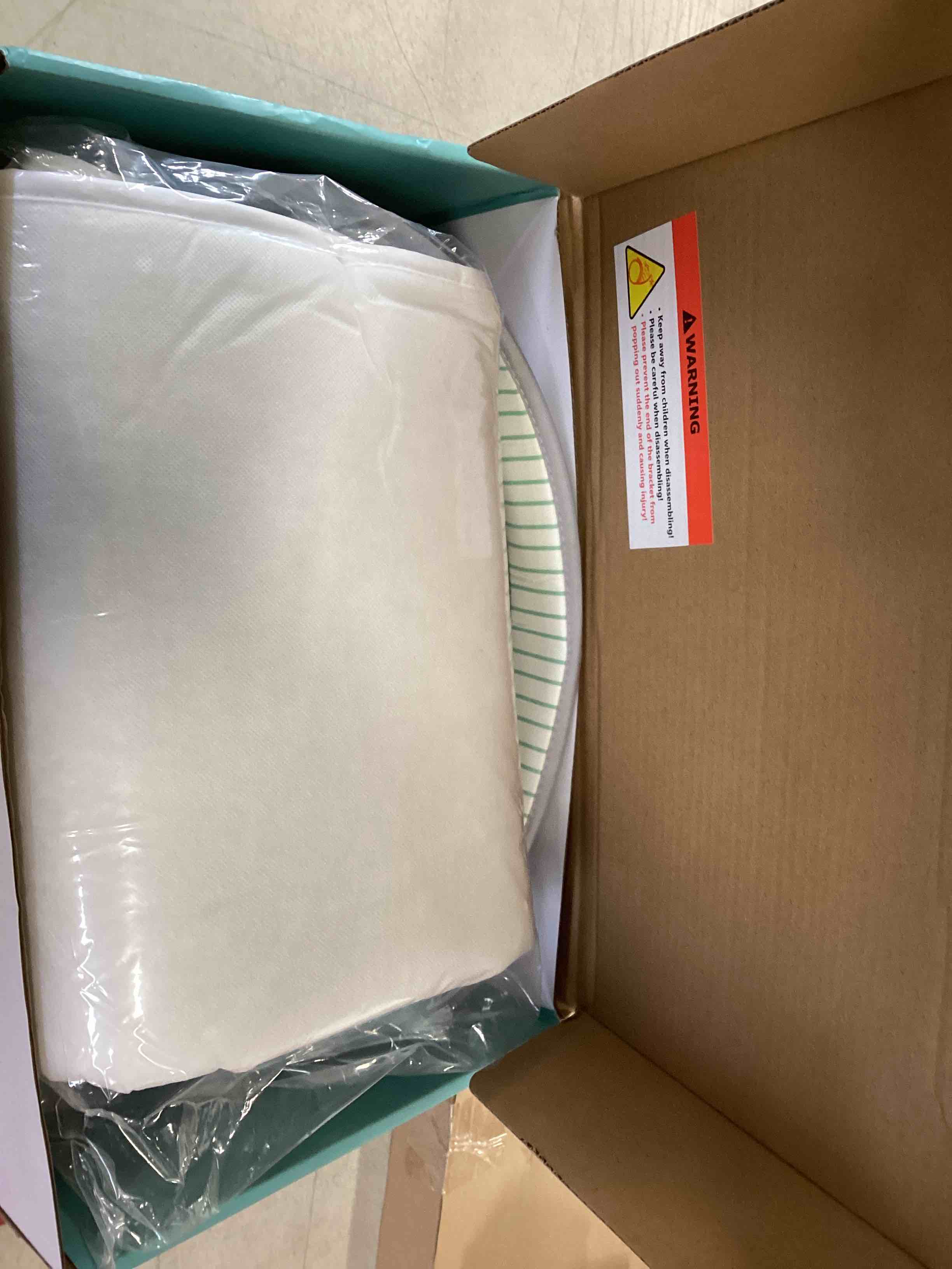 https://s3.amazonaws.com/lotting-images-prod/bidfta/RED6340949_1711545869363.jpeg