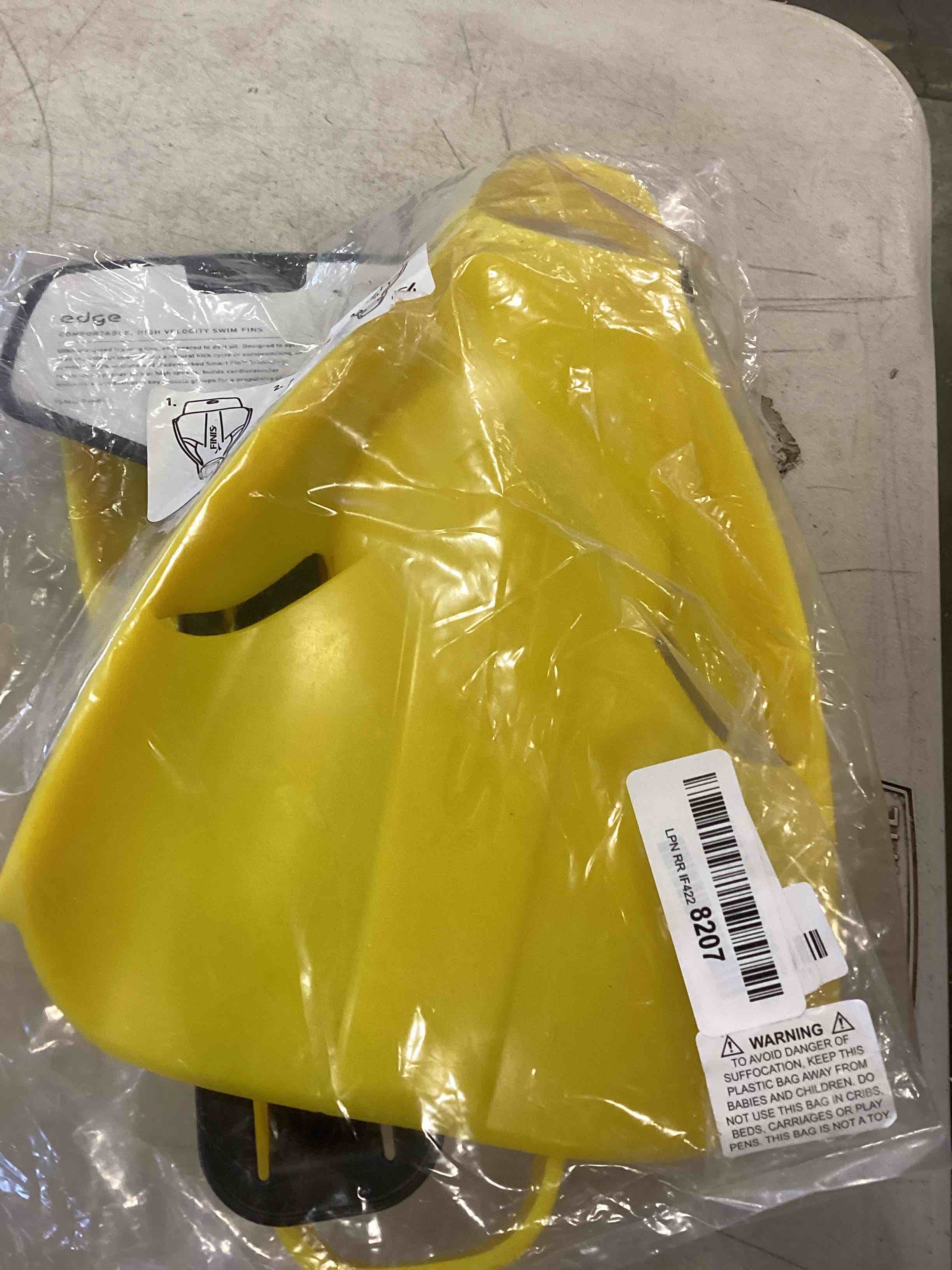 https://s3.amazonaws.com/lotting-images-prod/bidfta/RED6341425_1711644766050.jpeg